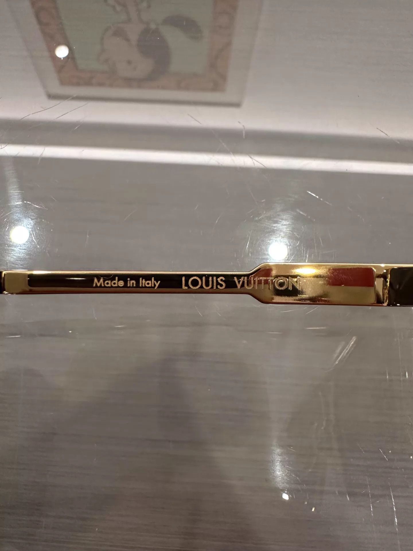 Louis Vuitton LV Monogram Logo Gold Sunglasses Size ONE SIZE - 8 Thumbnail