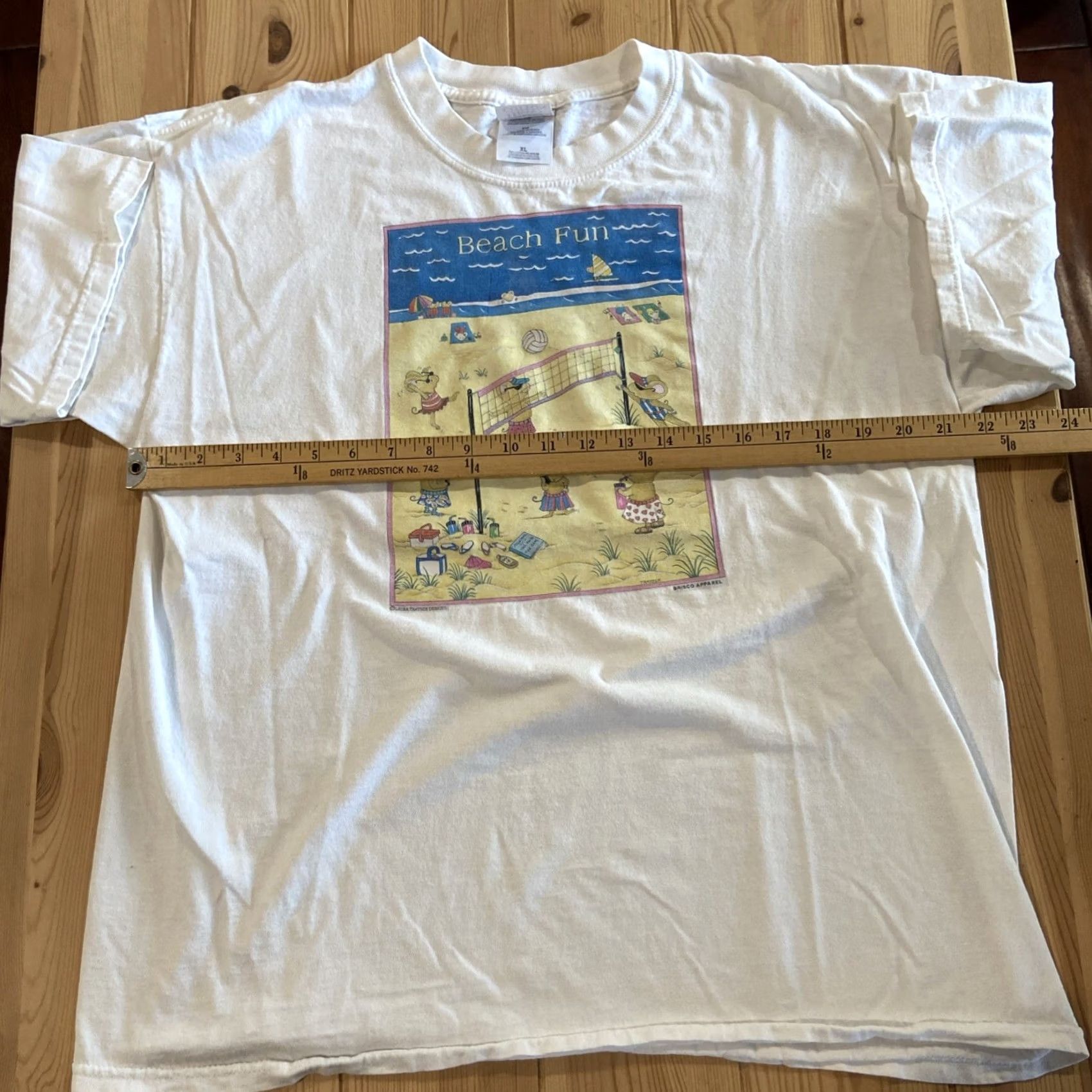 Vintage VINTAGE Laura Trayser Designs T-Shirt Men’s XL White Bunny Flowers Garden Friends Beach Fun Size US XL / EU 56 / 4 - 6 Thumbnail