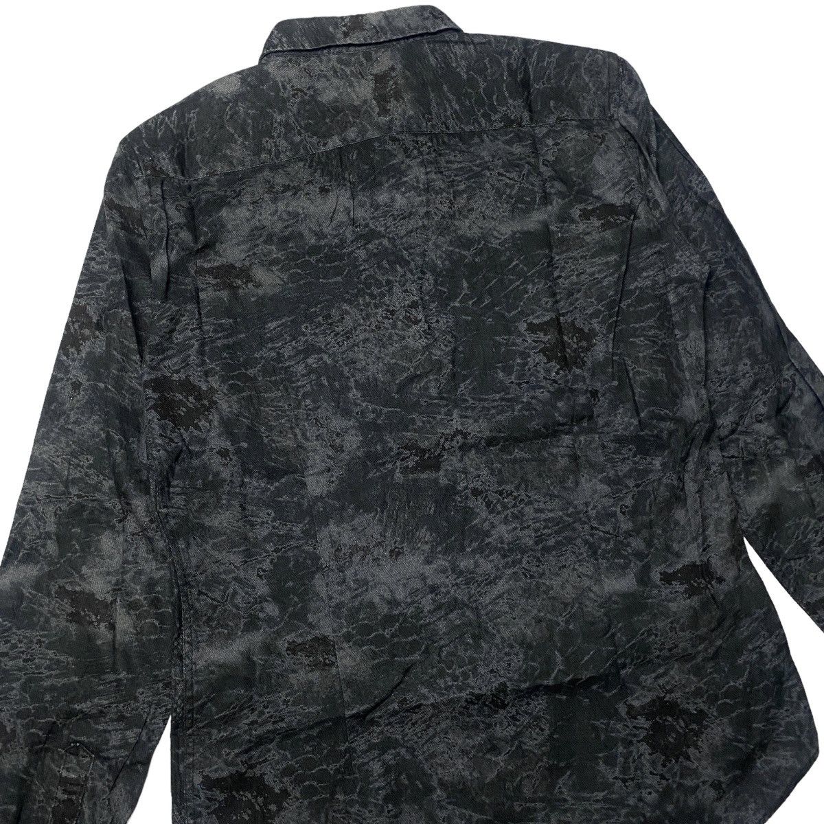 Tornado Mart 2000's Tornado Mart Snakeskin Tribal Shirts Size US S / EU 44-46 / 1 - 6 Thumbnail