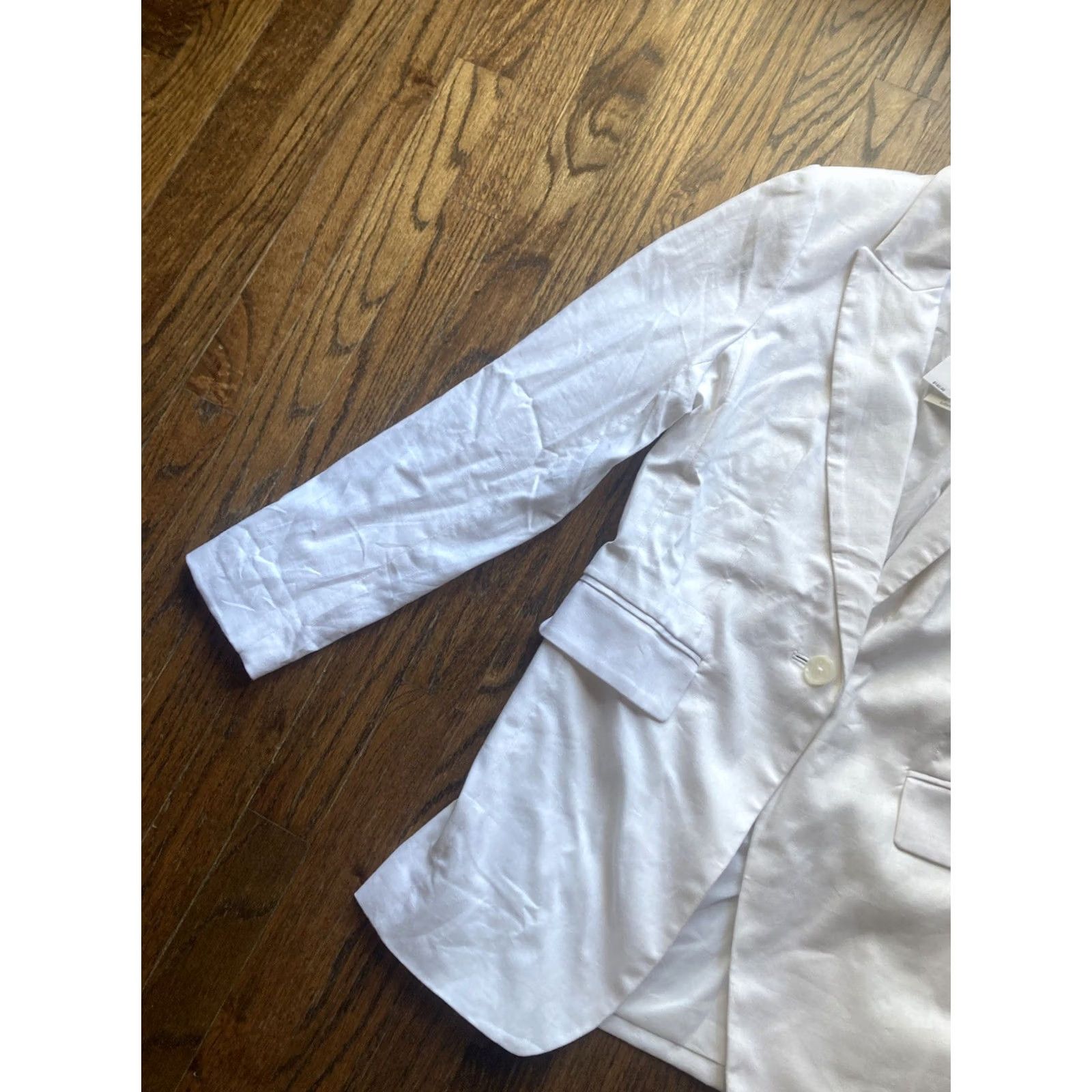 Banana Republic Banana Republic Blazer Womens Size 4 White Linen Blend Long And Lean NWT Size S / US 4 / IT 40 - 2 Thumbnail