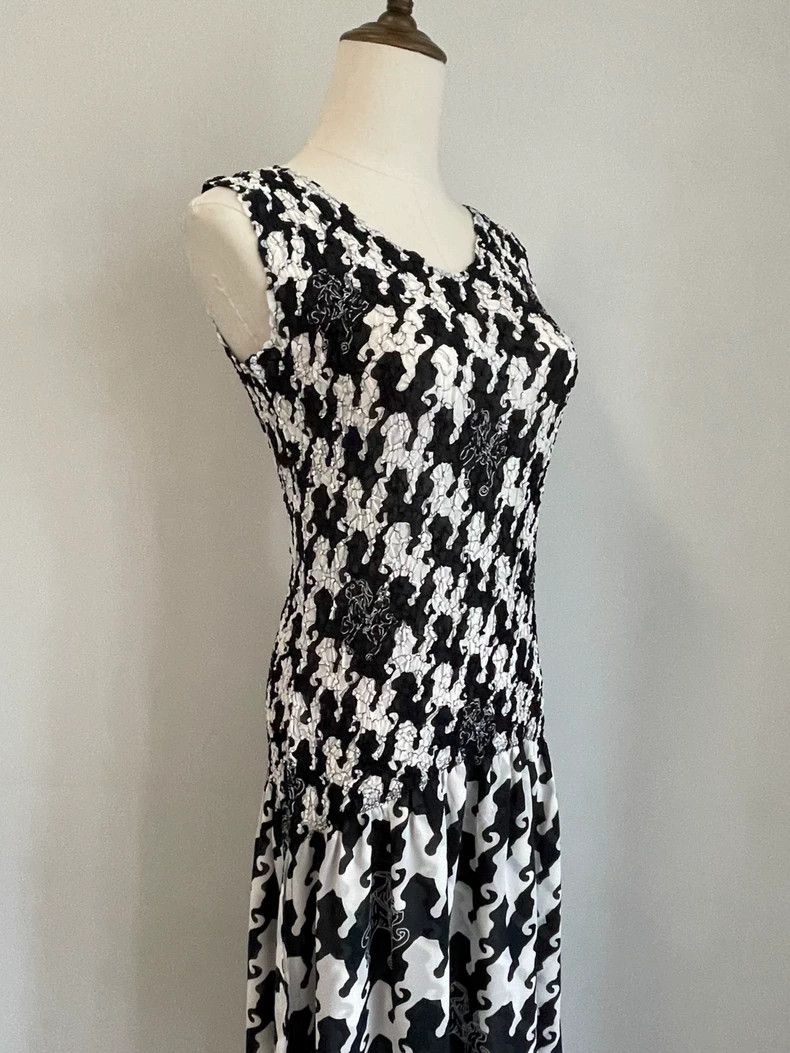 Issey Miyake Issey Miyake size:2 Black and white two-tone horseback rid Size XS / US 0-2 / IT 36-38 - 3 Thumbnail