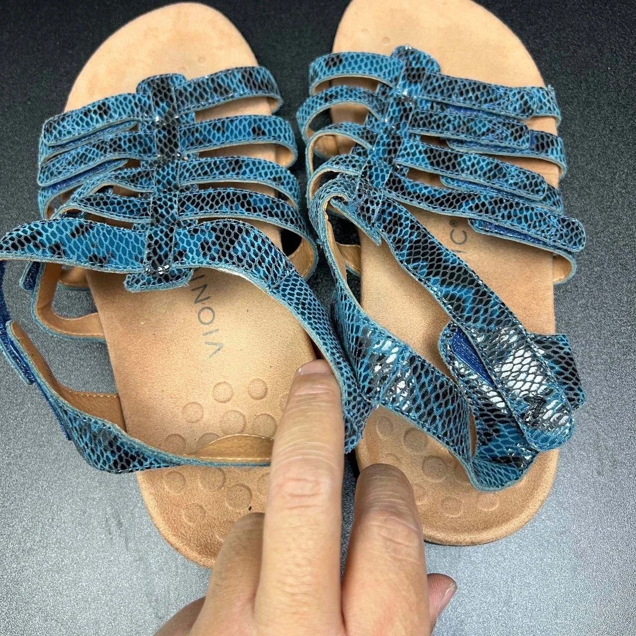 Vionic Vionic Harissa Gladiator Sandals Women 9 Blue Snake Print Size US 9 / IT 39 - 5 Thumbnail