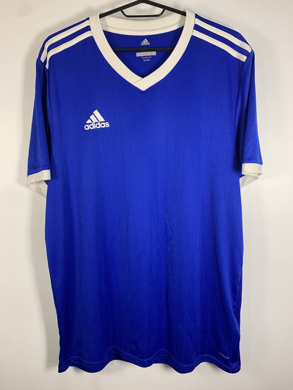 Adidas Adidas Tshirt 2017 | 90s style Size US L / EU 52-54 / 3 - 1 Thumbnail