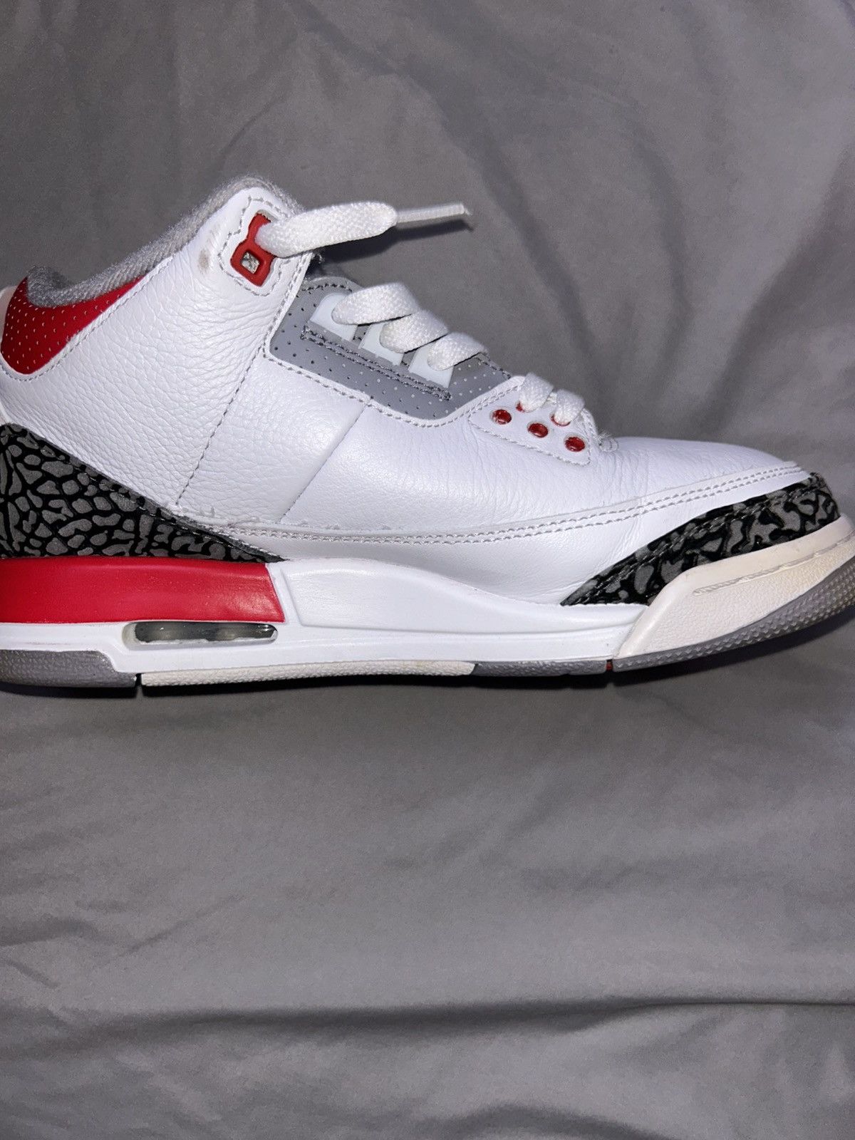Jordan Brand Air Jordan 3 Retro “Fire Red” Size US 7 / EU 40 - 7 Thumbnail