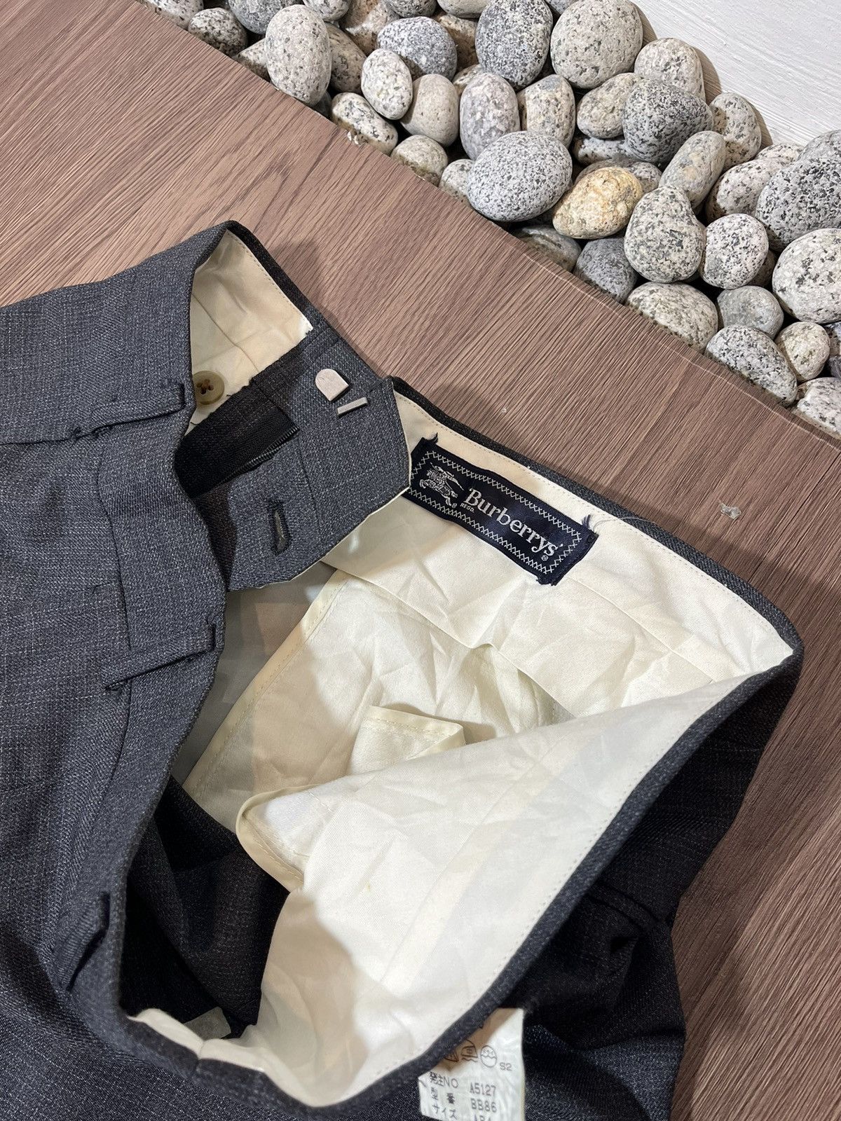 Burberry × Vintage Vintage Burberry Classic Charcoal Trouser Size US 33 - 7 Thumbnail