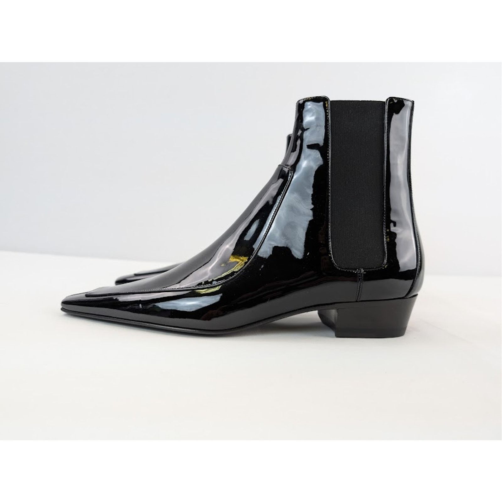 Saint Laurent Paris o1rshd1 Leather Paolo 30 Chelsea Boots in Nero Size US 10 / EU 43 - 1 Thumbnail