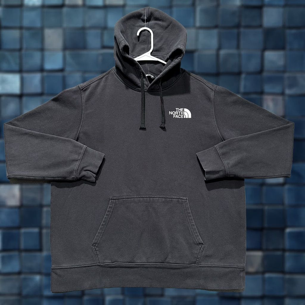 The North Face The North Face Sweatshirt Mens XL Black Logo Pullover Crew Neck Fleece Cotton Outdoor Regular EUC Size US XL / EU 56 / 4 - 1 Thumbnail