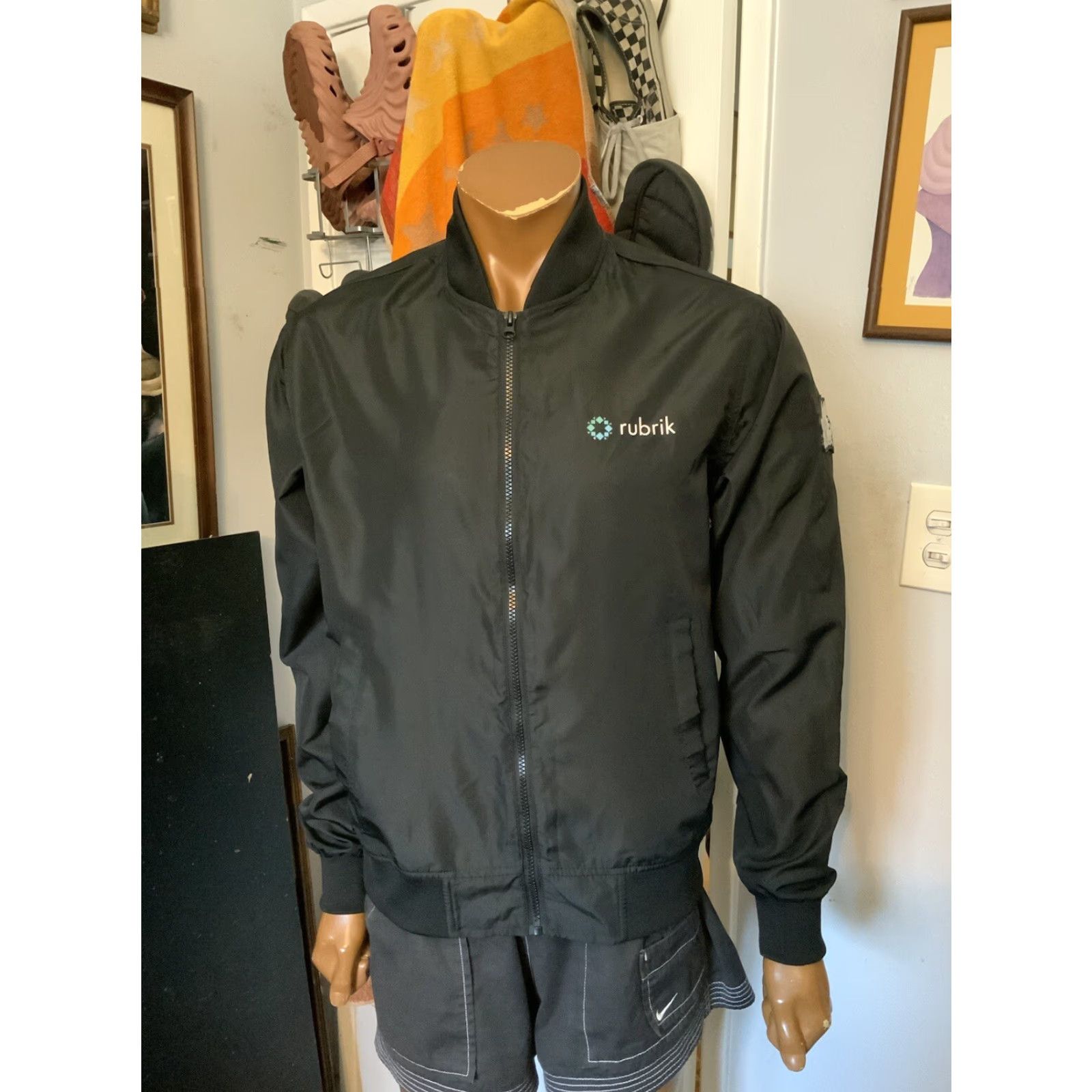Vintage VINTAGE? Independent Trading Company Rubric Cloud Cyber Tech Full Zip Black Jacket M Mens Windbreaker Zip Size US M / EU 48-50 / 2 - 7 Thumbnail