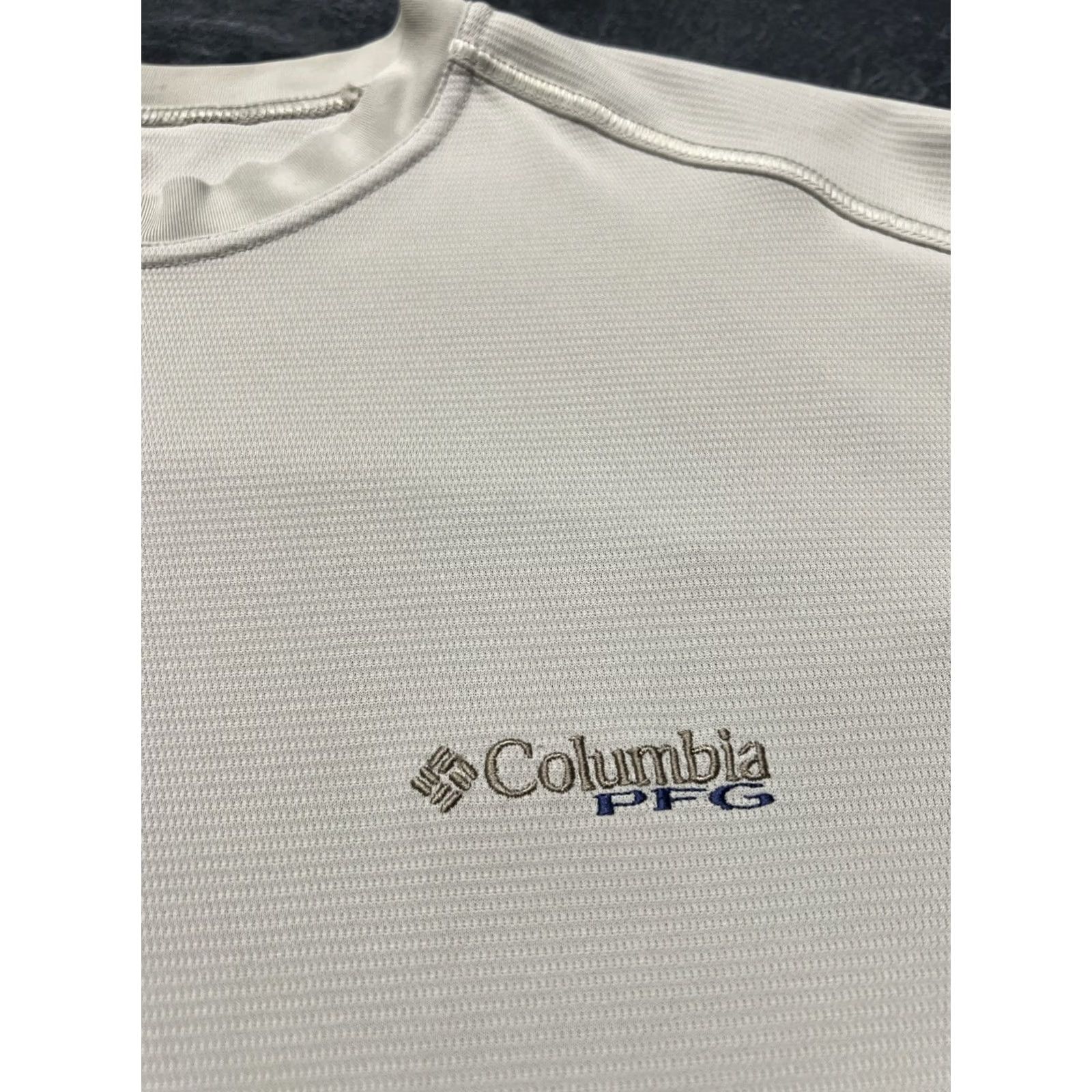 Vintage Columbia Shirt Men L Beige Short Sleeve Crew Neck T-Shirt Regular Cotton Blend Vintage No Size US L / EU 52-54 / 3 - 2 Thumbnail