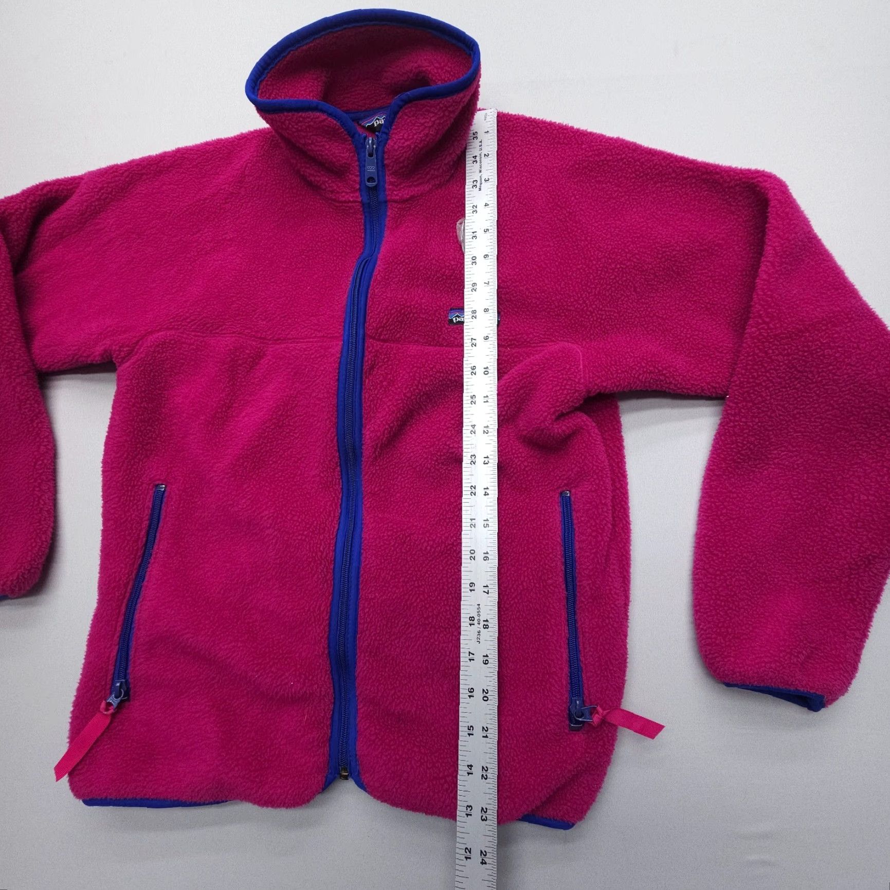 Patagonia VINTAGE Patagonia Synchilla Full Zip Fleece Jacket Woman Size 10 Pink USA Outdoor Logo Solid Mid-Length Long Sleeve Jacket Zip Full Zip Classic Fit Size L / US 10 / IT 46 - 4 Thumbnail