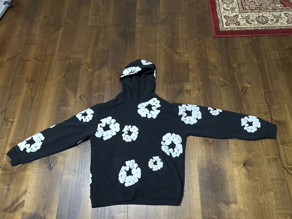 DENIM TEARS Denim Tears “The Cotton Wreath” Sweatshirt “Black” Size US XL / EU 56 / 4 - 3 Thumbnail