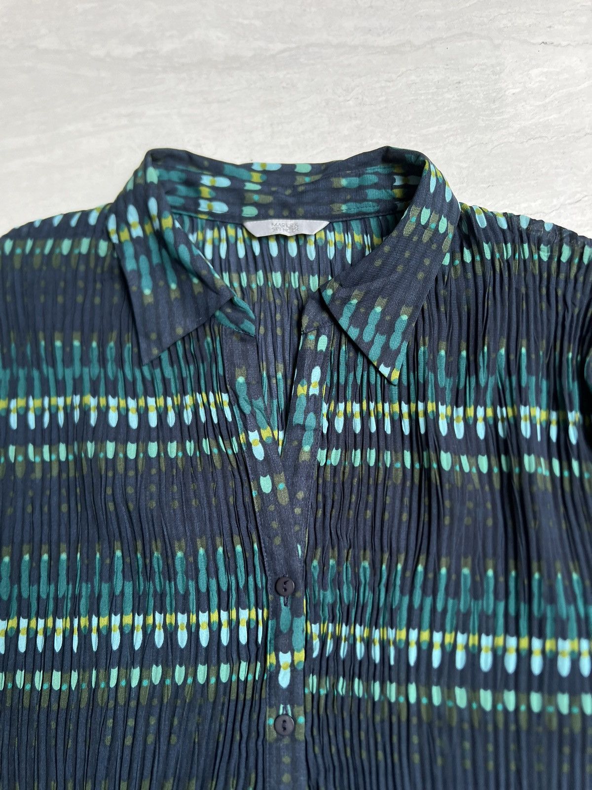Marks & Spencer Marks & Spencer Motive Pleats Shirt Size US S / EU 44-46 / 1 - 4 Thumbnail