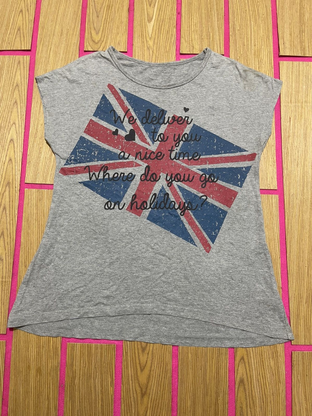 If Six Was Nine Y2K GITA COLLECTION short women tshirt big flag style Size M / US 6-8 / IT 42-44 - 1 Thumbnail