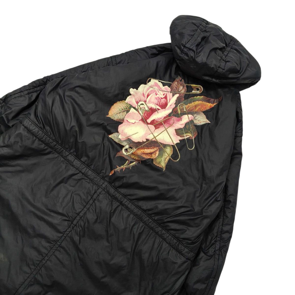 GU × Undercover GU x Undercover Rose Parka Jacket Size US M / EU 48-50 / 2 - 6 Thumbnail