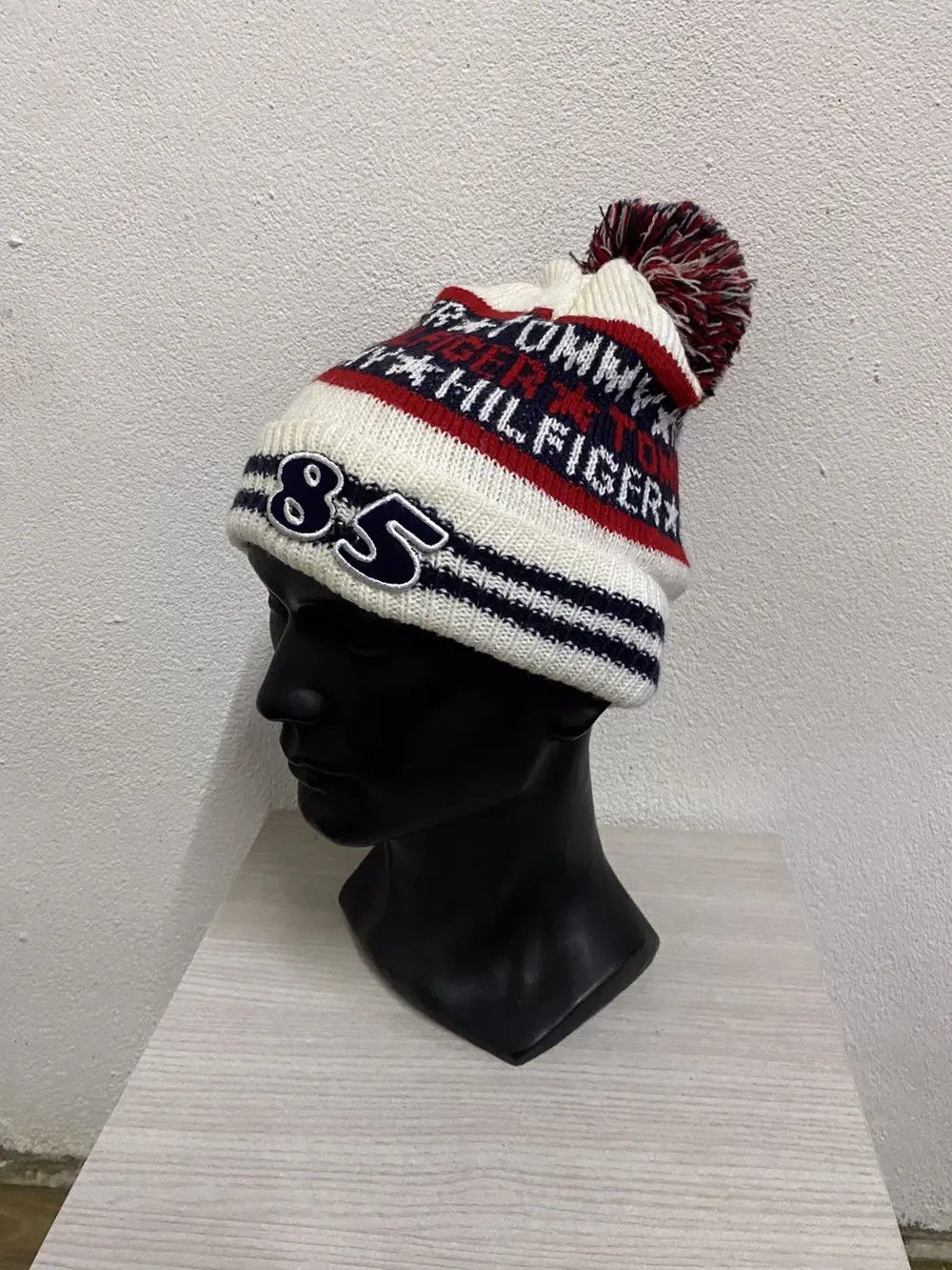 Tommy Hilfiger × Vintage Tommy Hilfiger Bobble Beanie Hat Size ONE SIZE - 2 Thumbnail