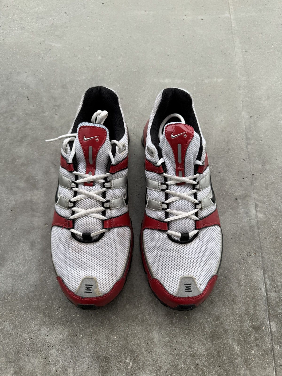 Vintage *VINTAGE* like new- 2008 Nike Shox rare sneakers Size US 10.5 / EU 43-44 - 3 Thumbnail