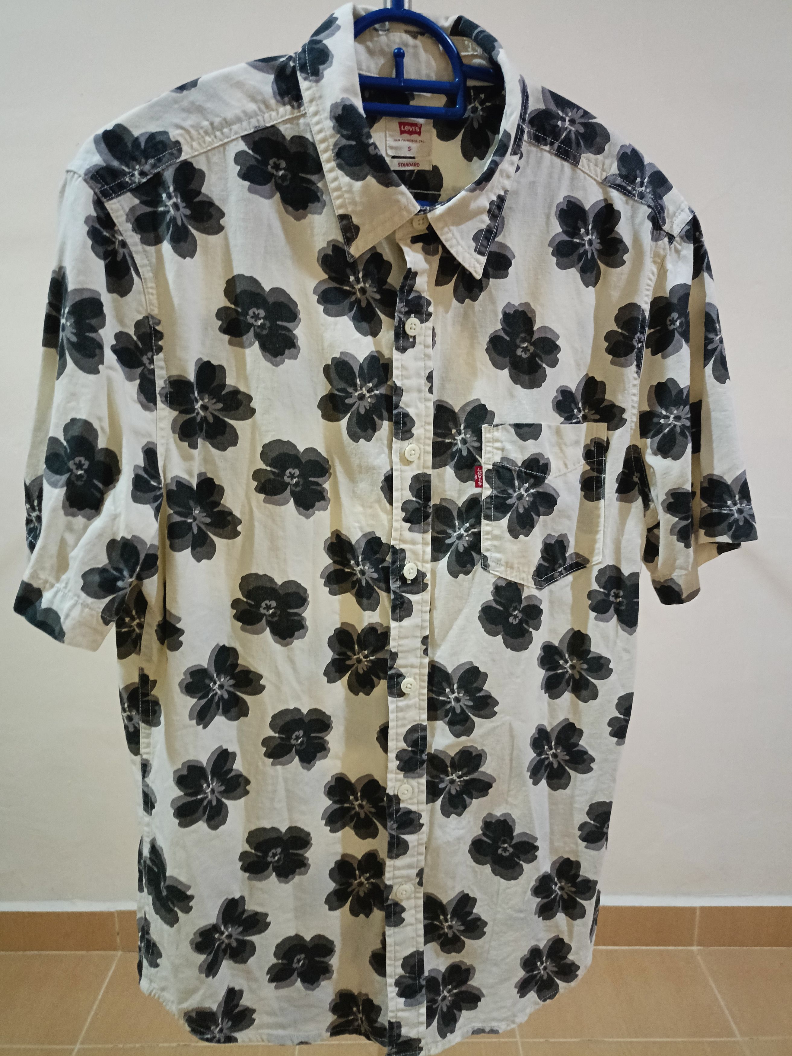 Levi's Levi's Short Sleeve Size US S / EU 44-46 / 1 - 1 Thumbnail