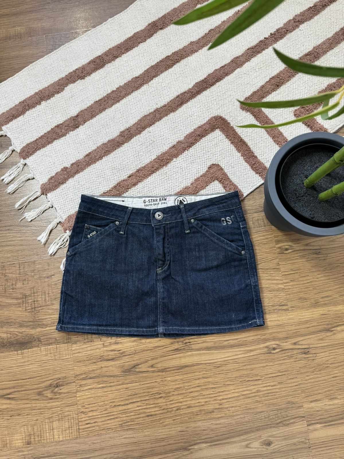 G-Star MULTIPOCKET G-STAR RAW DENIM MINI SKIRT Size 28" / US 6 / IT 42 - 2 Thumbnail