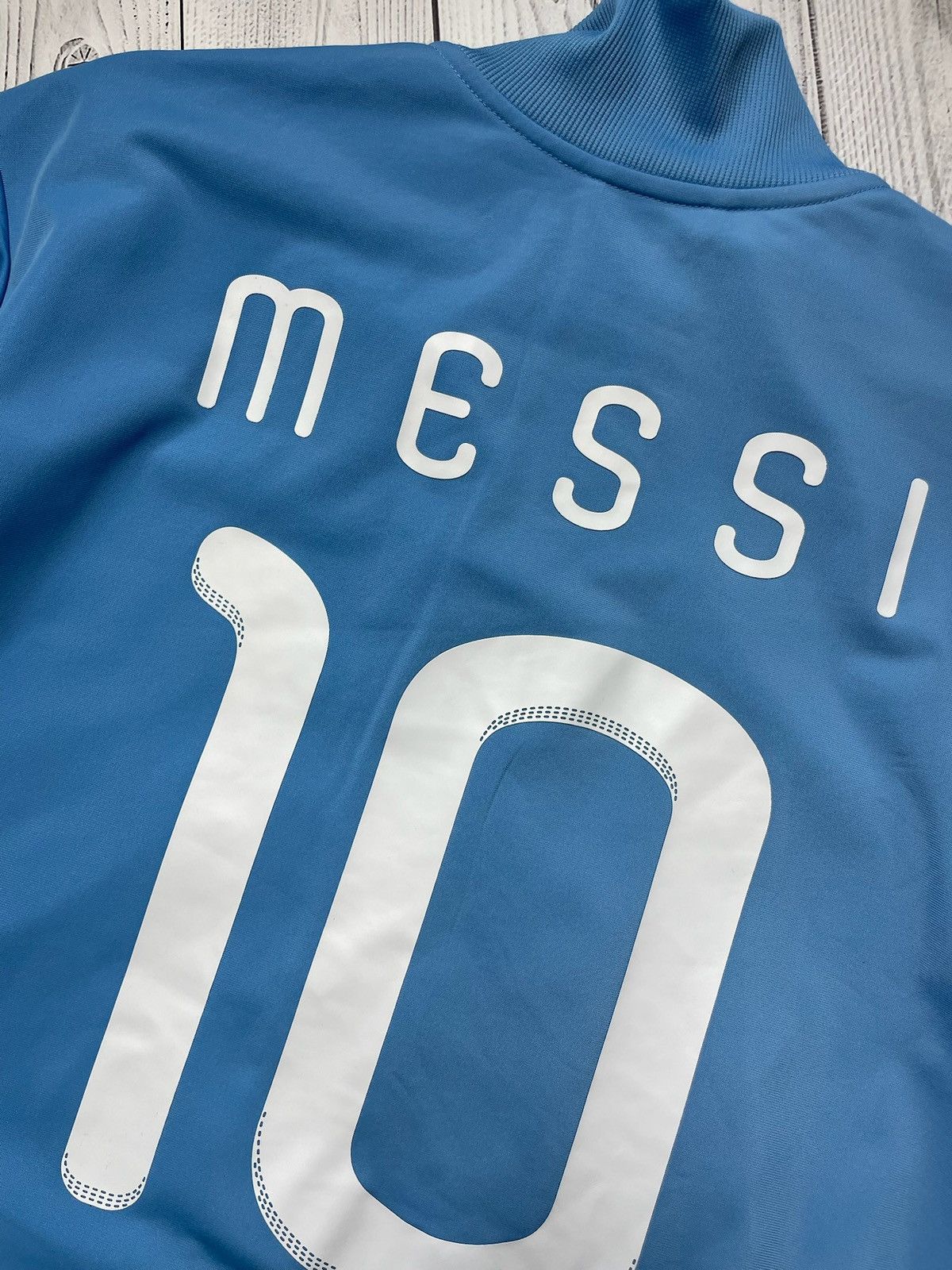 Vintage Vintage Adidas Argentina 10 Messi rare track jacket size L Size US L / EU 52-54 / 3 - 10 Thumbnail