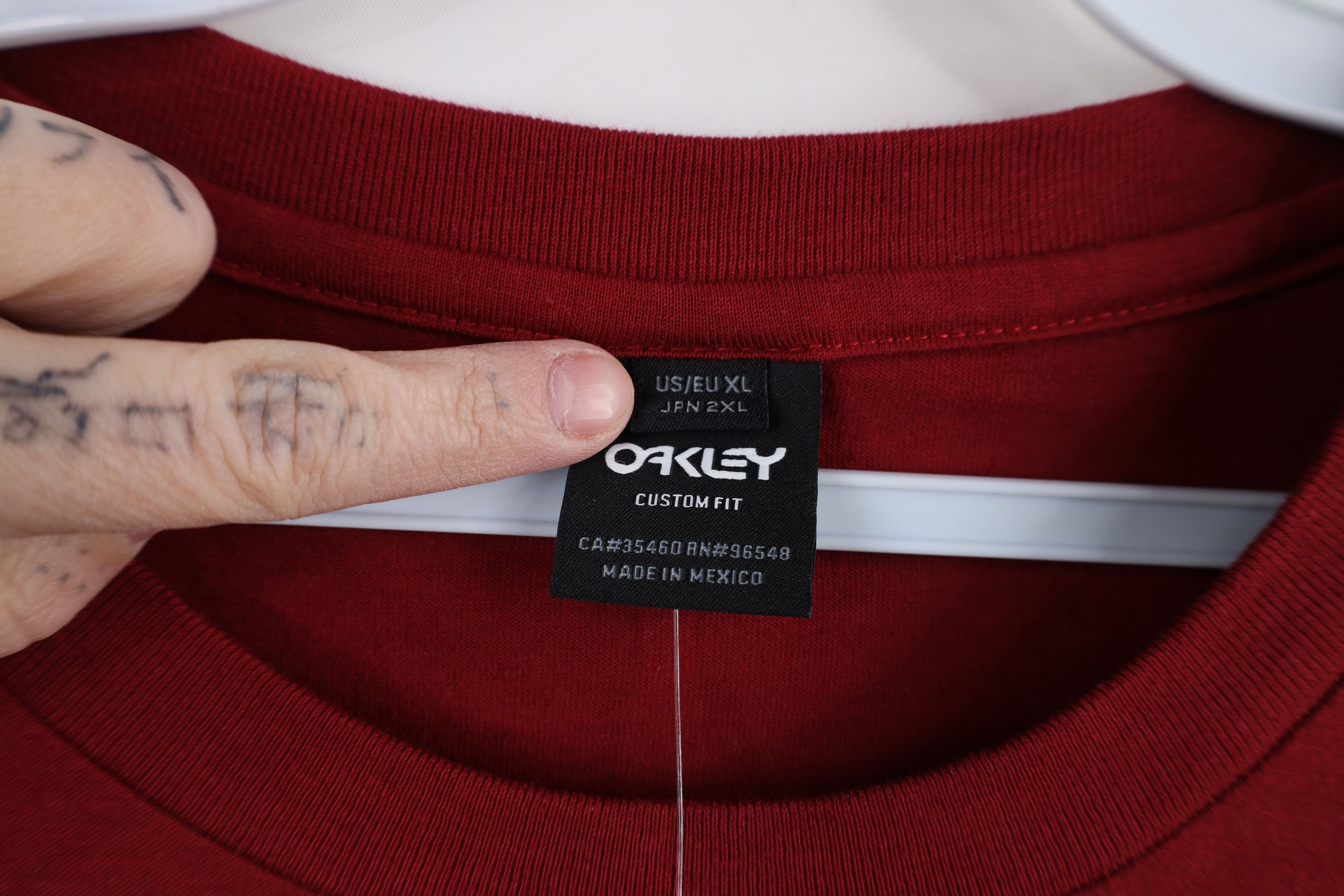 Oakley × Vintage Deadstock Vintage Y2K Oakley Spell Out Short Sleeve T-Shirt Size US XL / EU 56 / 4 - 8 Thumbnail