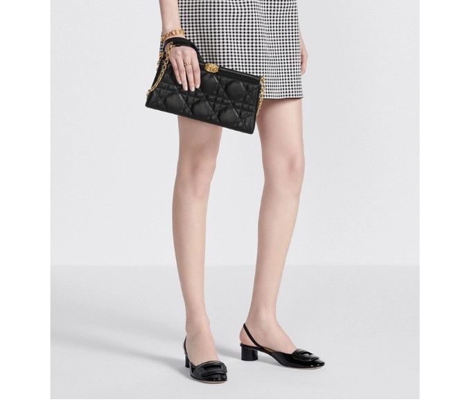 Dior o1w1db11124 Size: OS / Caro Colle Noire Clutch in Black Size ONE SIZE - 7 Thumbnail
