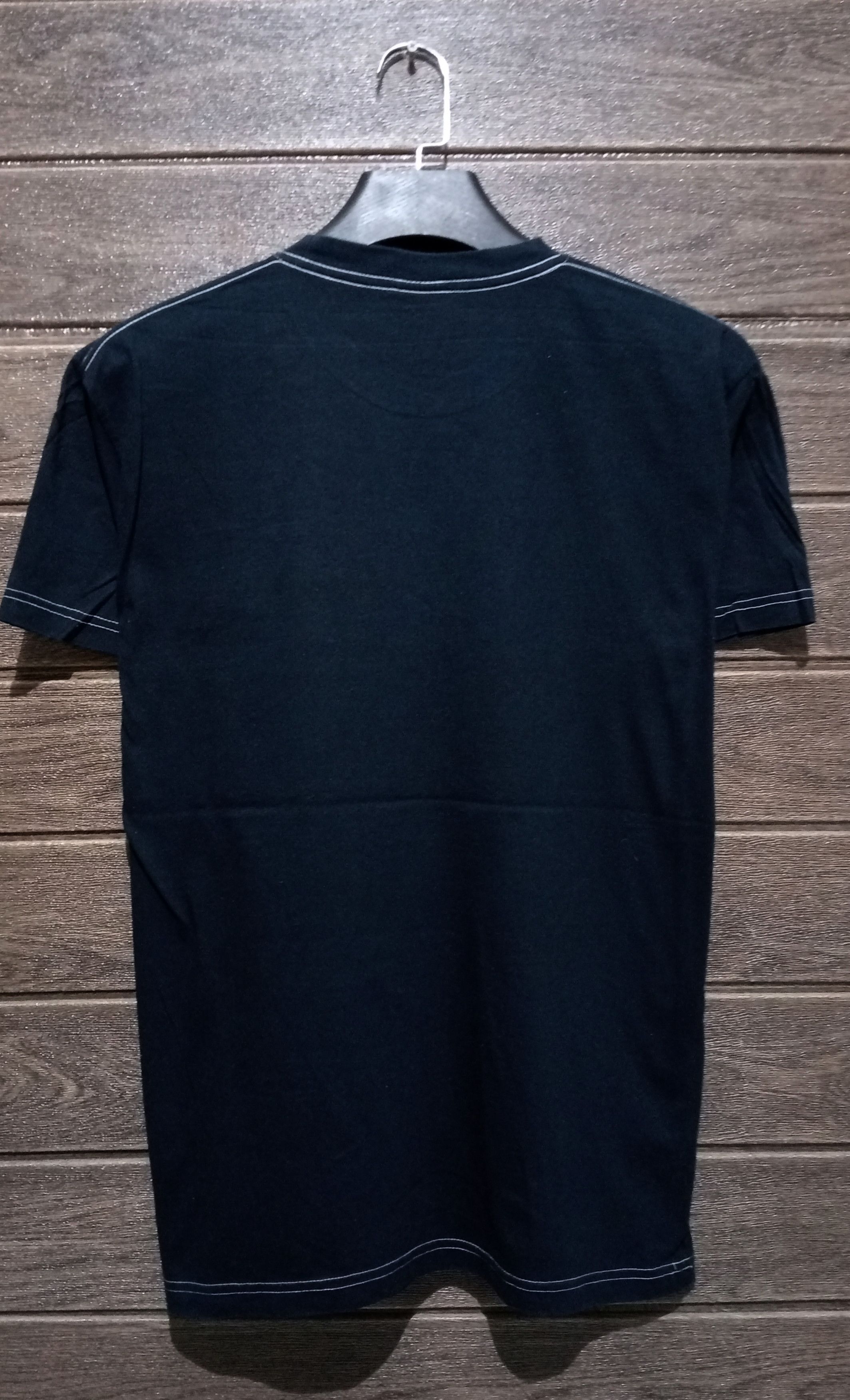 Hard Rock Cafe Vintage '90s Hard Rock Cafe Guam USA Tour Tee Very Rare Size US L / EU 52-54 / 3 - 5 Thumbnail