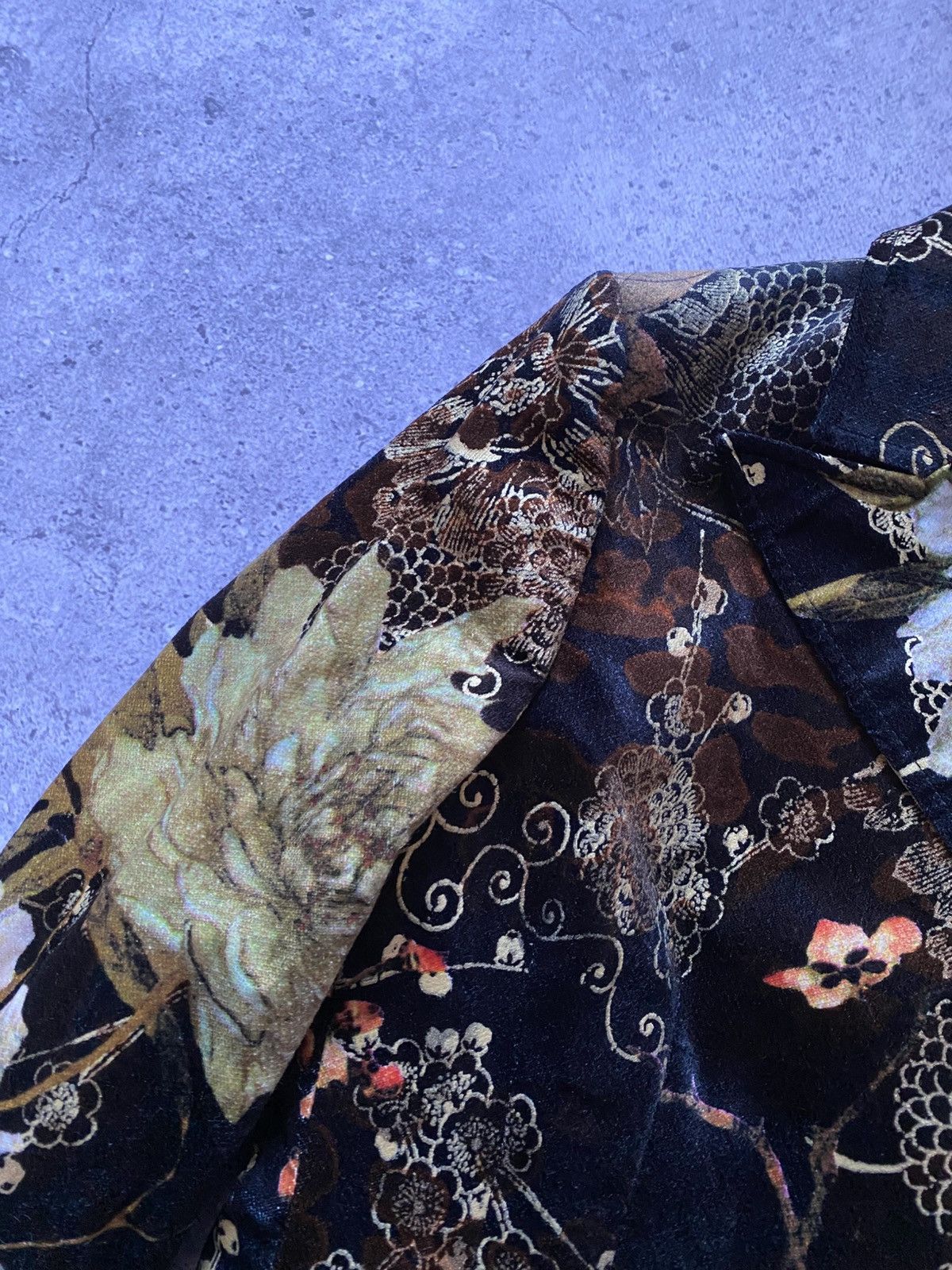 Roberto Cavalli Luxury Class Roberto Cavalli Blazer Vintage Floral Italy Size L / US 10 / IT 46 - 4 Thumbnail