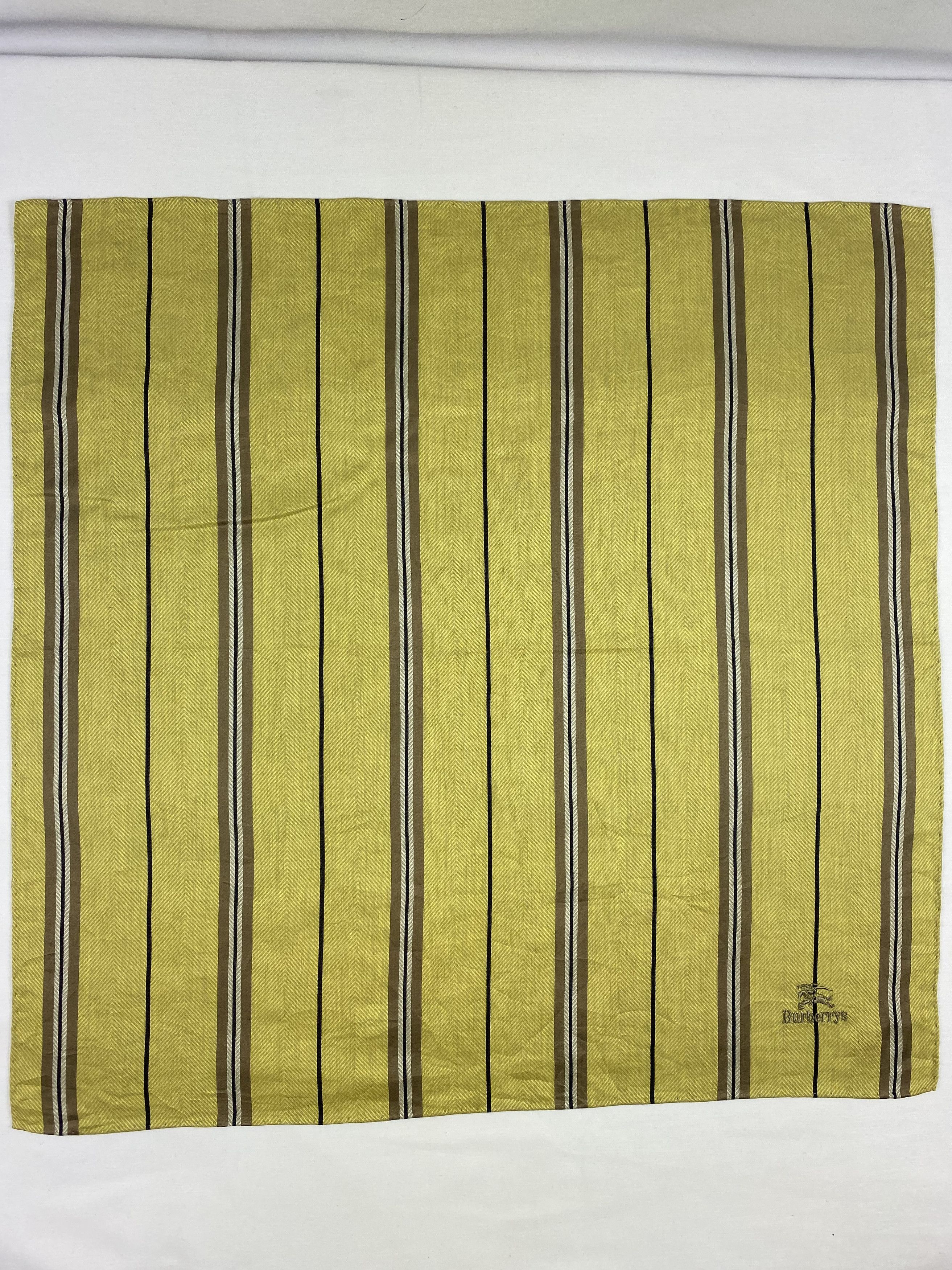 Burberry Burberry Handkerchief / Bandana / Neckerchief Size ONE SIZE - 3 Thumbnail