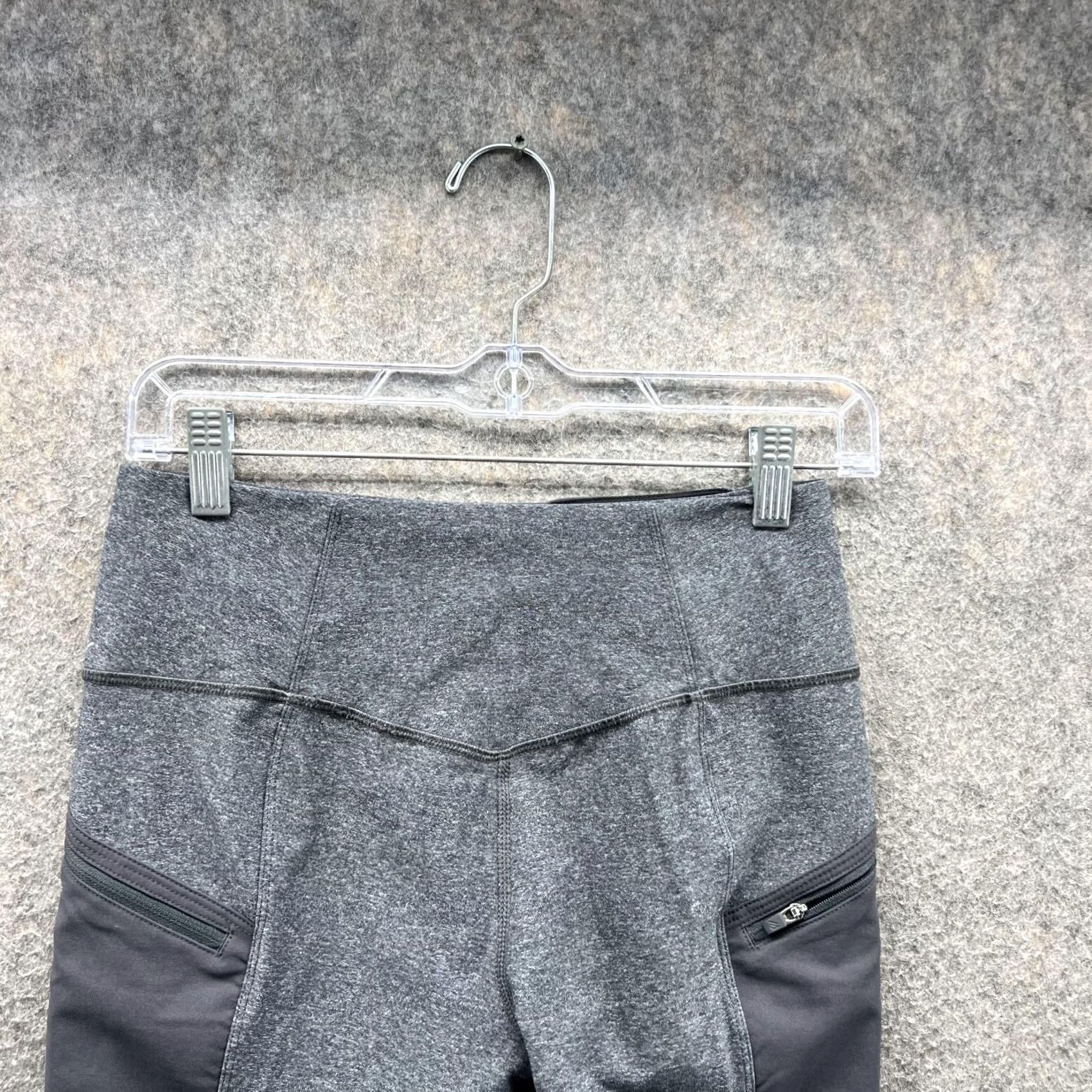 Eddie Bauer Eddie Bauer Pants Women XS Gray Athletic Training Polyester Legging Slim Knit Inseam 26in Pockets Size 26" / US 2 / IT 38 - 4 Thumbnail