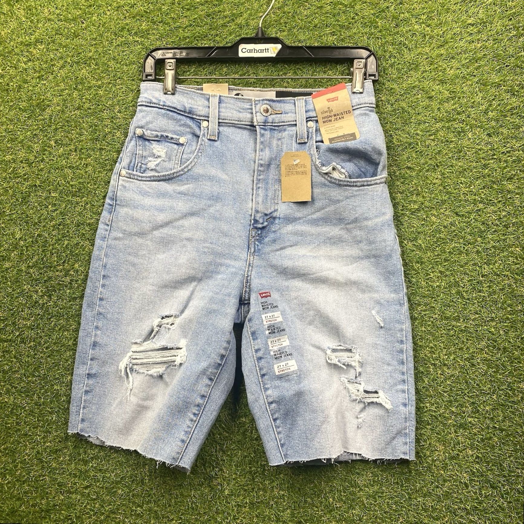 Levi's VINTAGE Levi's Silvertab Jeans Womens 27 High Waisted Mom Shorts 90s Retro Distressed NWT Blue 100% Cotton Jeans Womens Size 27" / US 4 / IT 40 - 2 Thumbnail