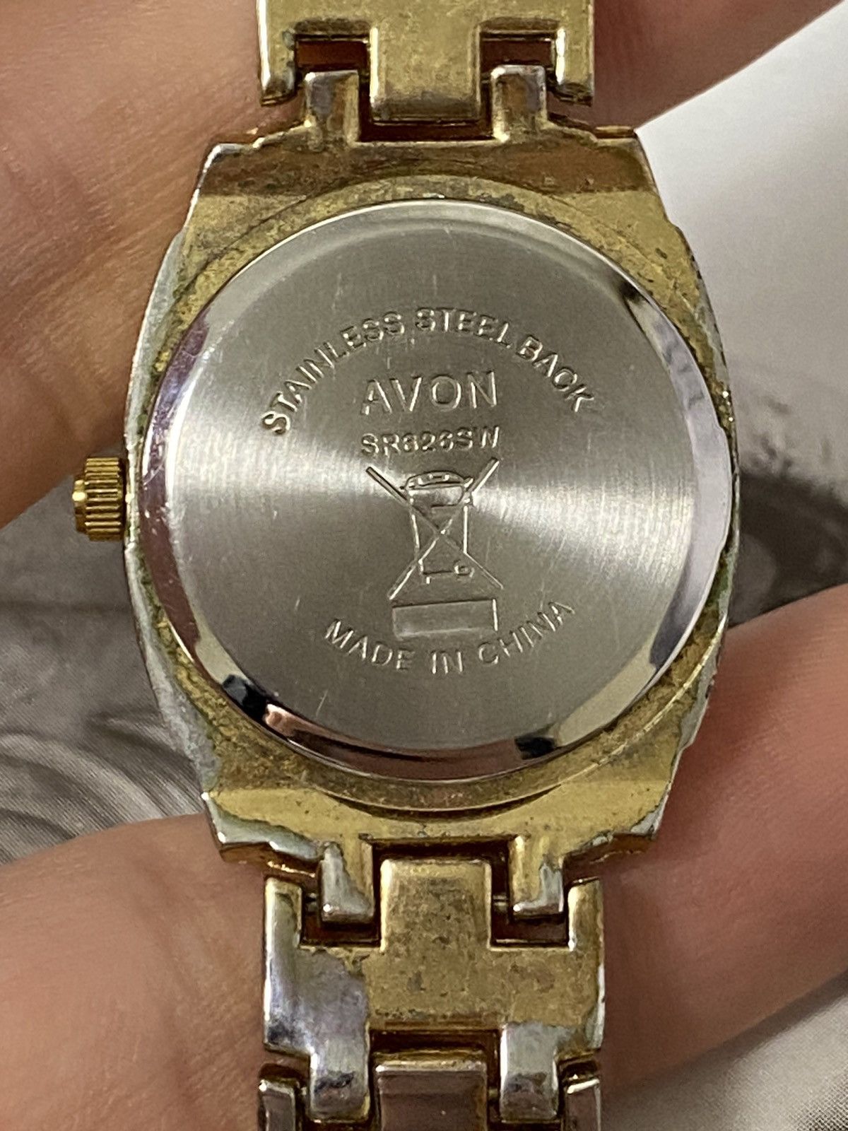 Japanese Brand Vintage Avon Watch Rhinestone Gold Tone Size ONE SIZE - 11 Thumbnail