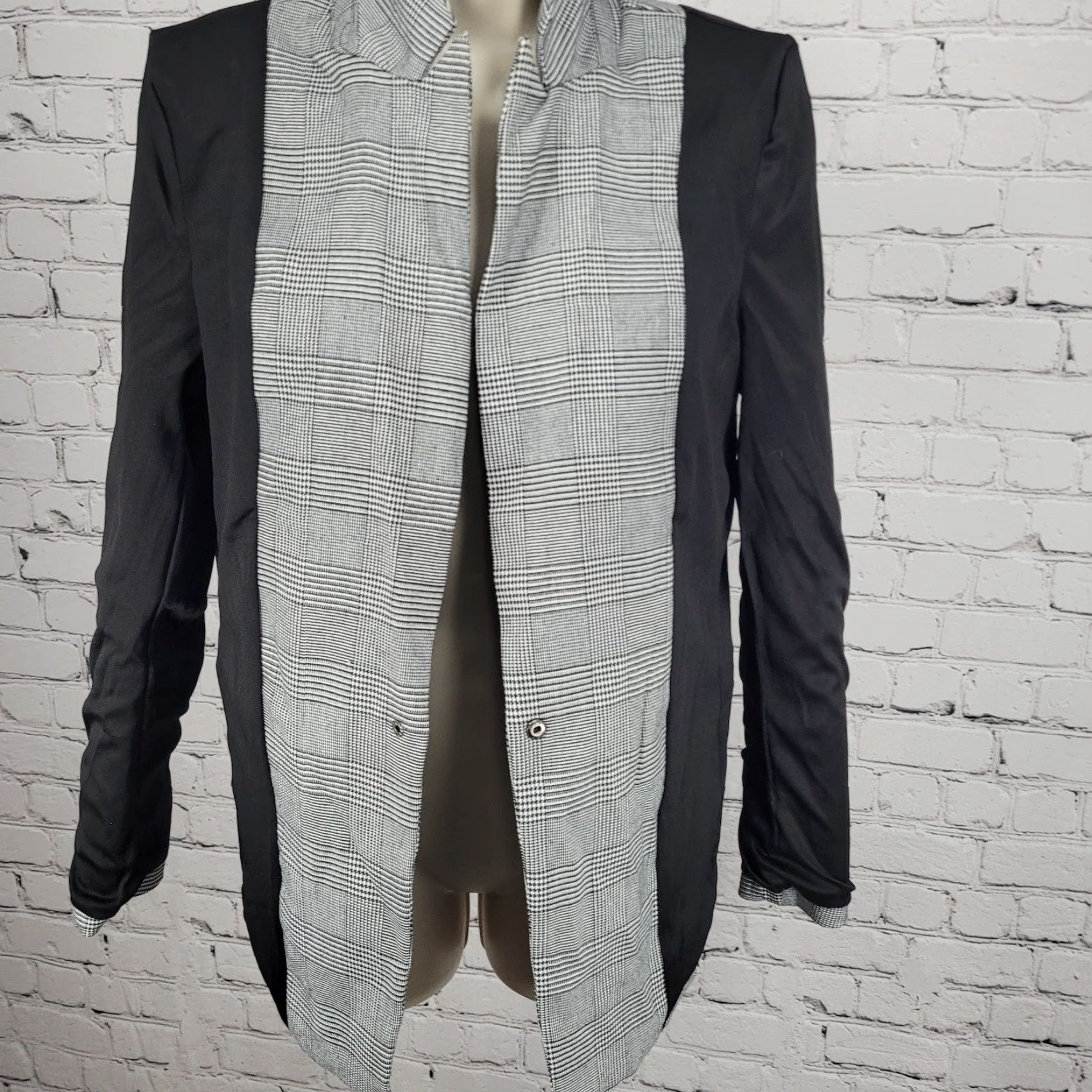 Vintage Elan Blazer Women Small S Black White Check Houndstooth Rhinestone Snap Peak Jacket Size S / US 4 / IT 40 - 5 Thumbnail