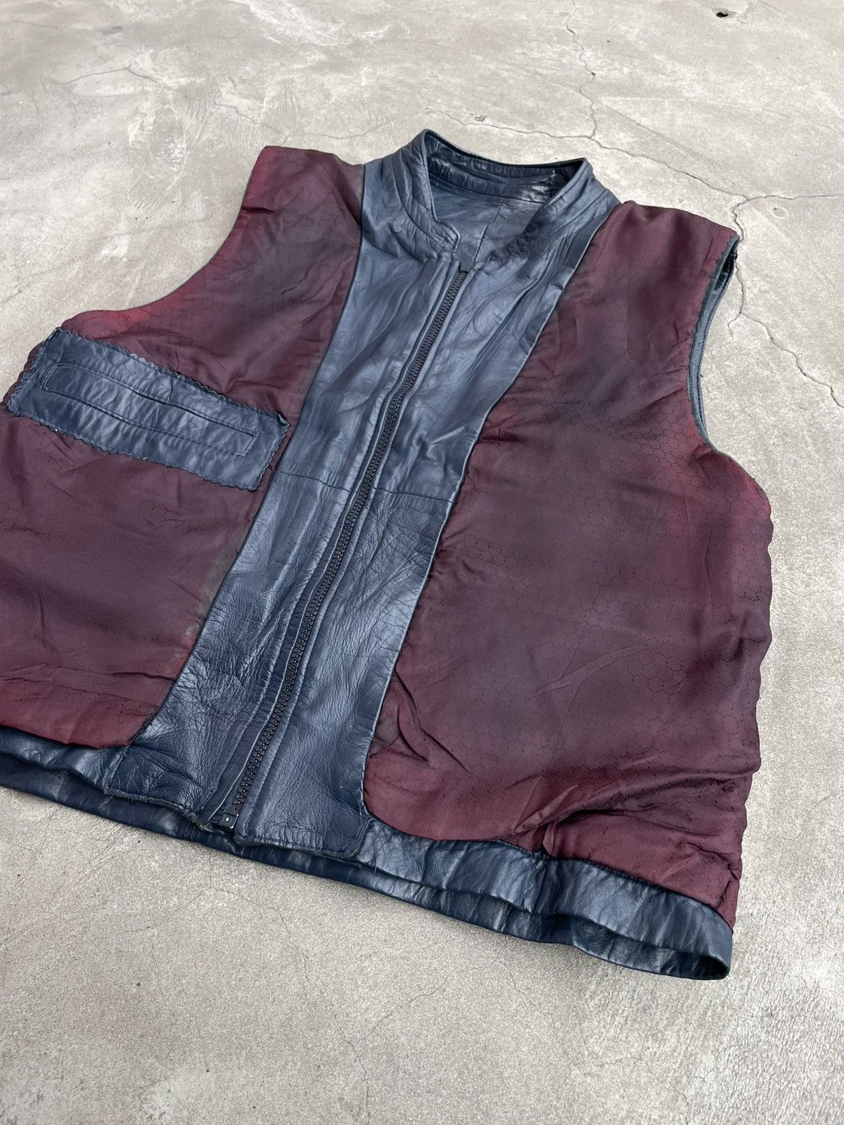 Vintage Leather Vest: 1980s Iron Areitio Zipper & Main Plastic Diana Size US L / EU 52-54 / 3 - 13 Thumbnail