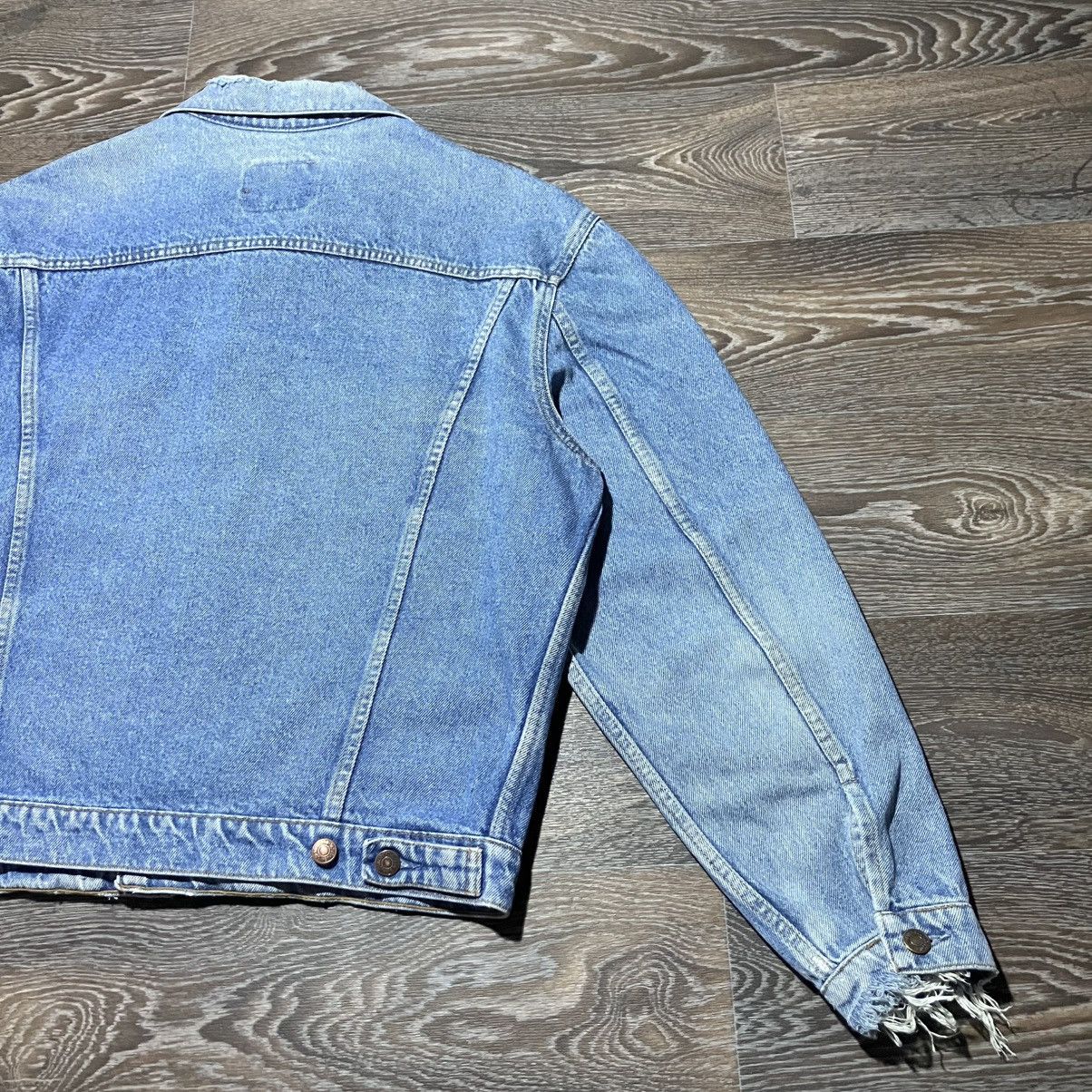 Vintage 80s LEVI’S Type III Distressed Washed Denim Jacket