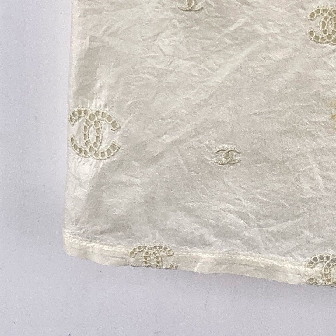 Chanel Chanel Hollow Out Embroidered Lapel Sleeveless Shirt K26WX Size S / US 4 / IT 40 - 4 Thumbnail