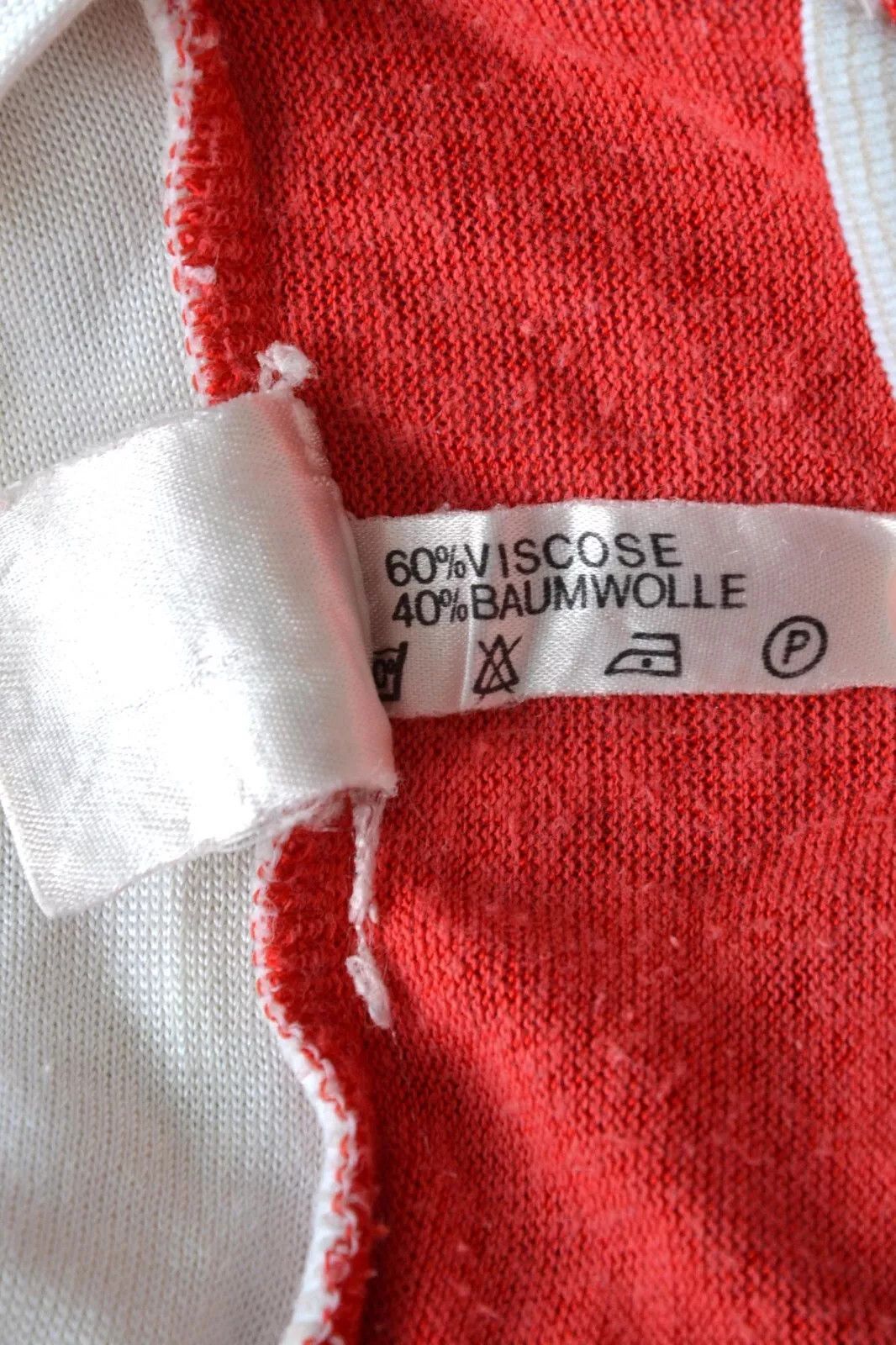 Puma PUMA VINTAGE 1970'S RED FOOTBALL SHIRT JERSEY SIZE S ADULT Size US S / EU 44-46 / 1 - 9 Thumbnail