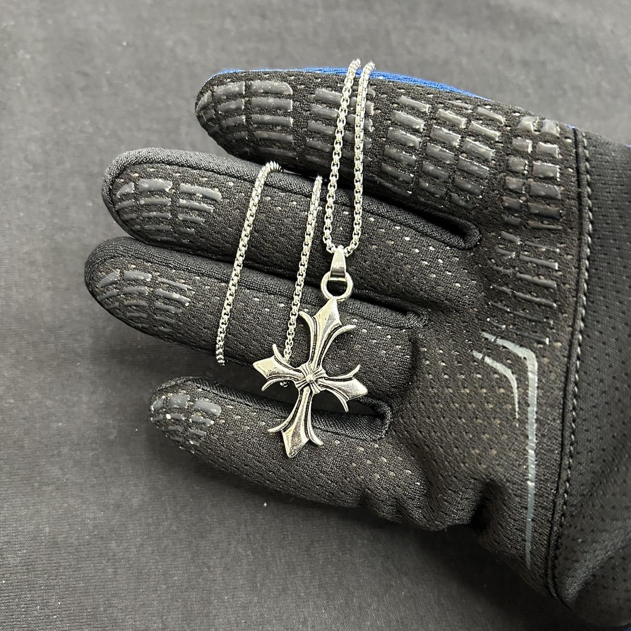 Japanese Brand × Vintage Y2K 2000s Chrome Silver Cross Punk Skater Hip Hop Chain Size ONE SIZE - 3 Thumbnail