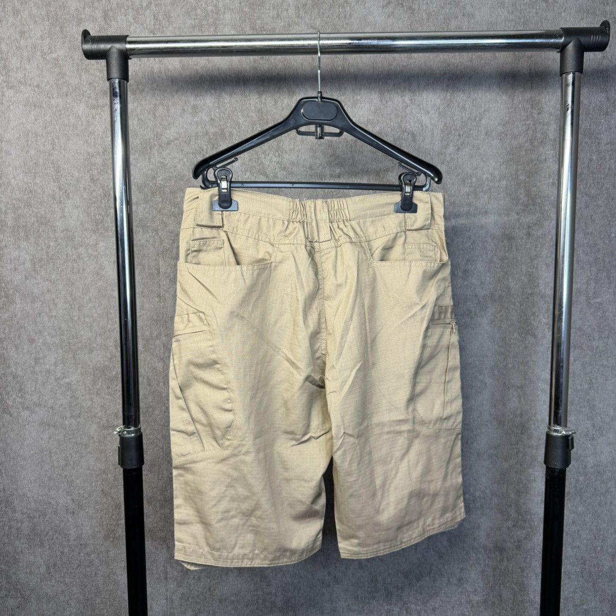 Japanese Brand Cargo shorts multi pocket Japanese style military Size US 32 / EU 48 - 3 Thumbnail