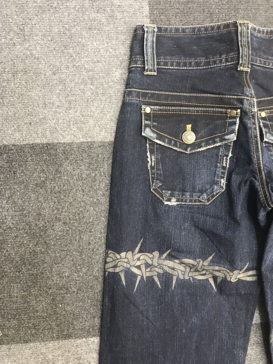 Japanese Brand FRAGILE Japan Barbed Wire Style Flare Bootcut Jeans Size 26" / US 2 / IT 38 - 14 Thumbnail