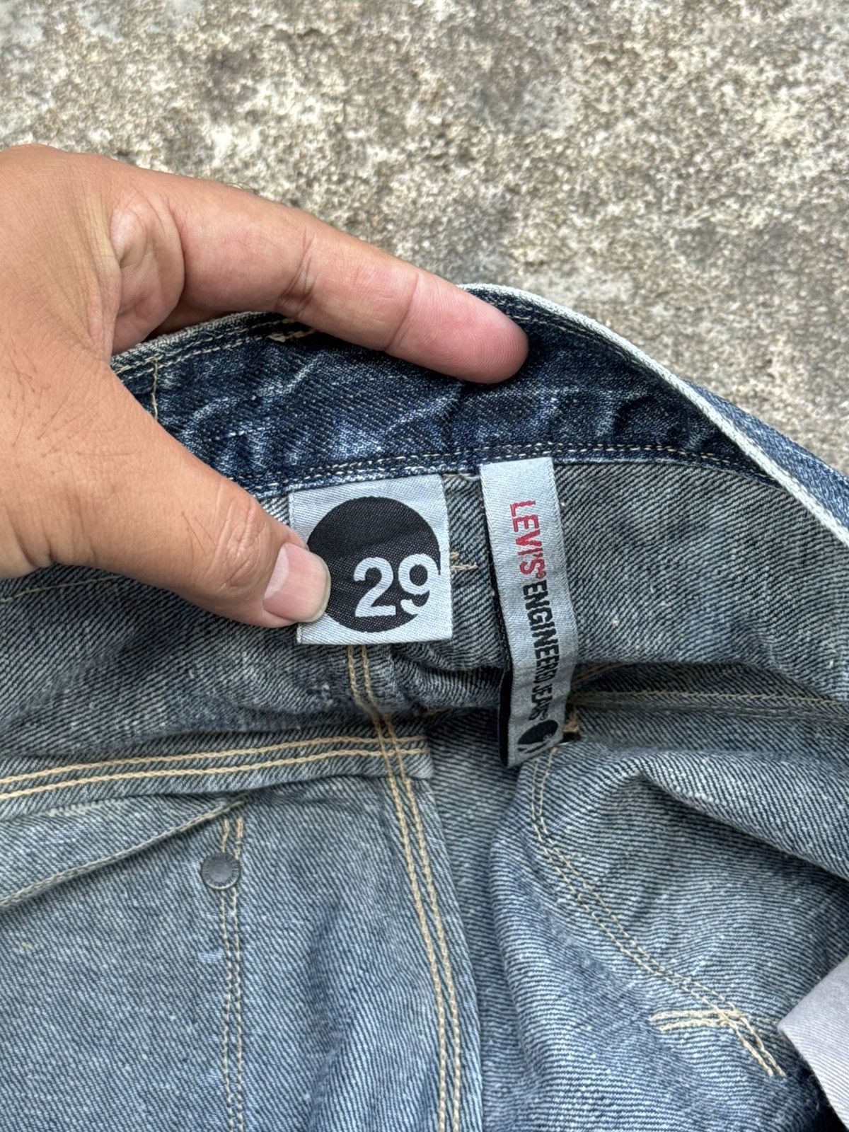 Levi's Engineered Buckle Belt Levis Jorts Styled Vintage Size US 29 - 6 Thumbnail