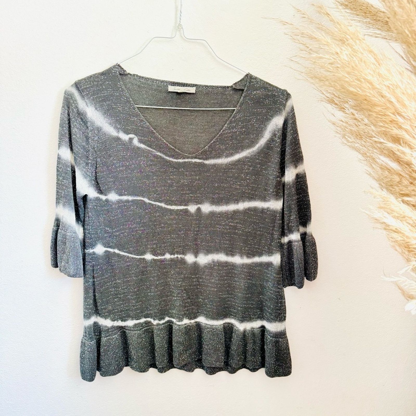 Vintage VINTAGE Metallic Silver Grey Ruffle Sweater White Stripe M Size M / US 6-8 / IT 42-44 - 2 Thumbnail