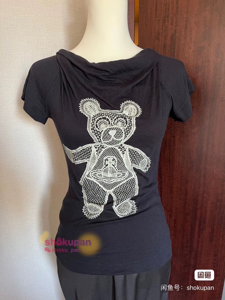 Vivienne Westwood Vivienne Westwood Embroidered low neck U V-neck T-shirt Sa Size S / US 4 / IT 40 - 6 Thumbnail