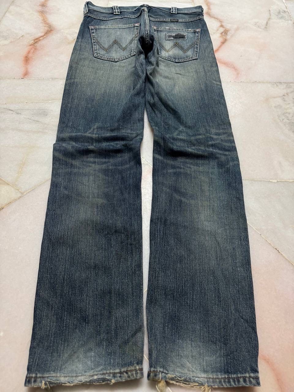 Wrangler VINTAGE WRANGLER FADED DISTRESSED BLUE JEANS Y2K Size US 29 - 12 Thumbnail