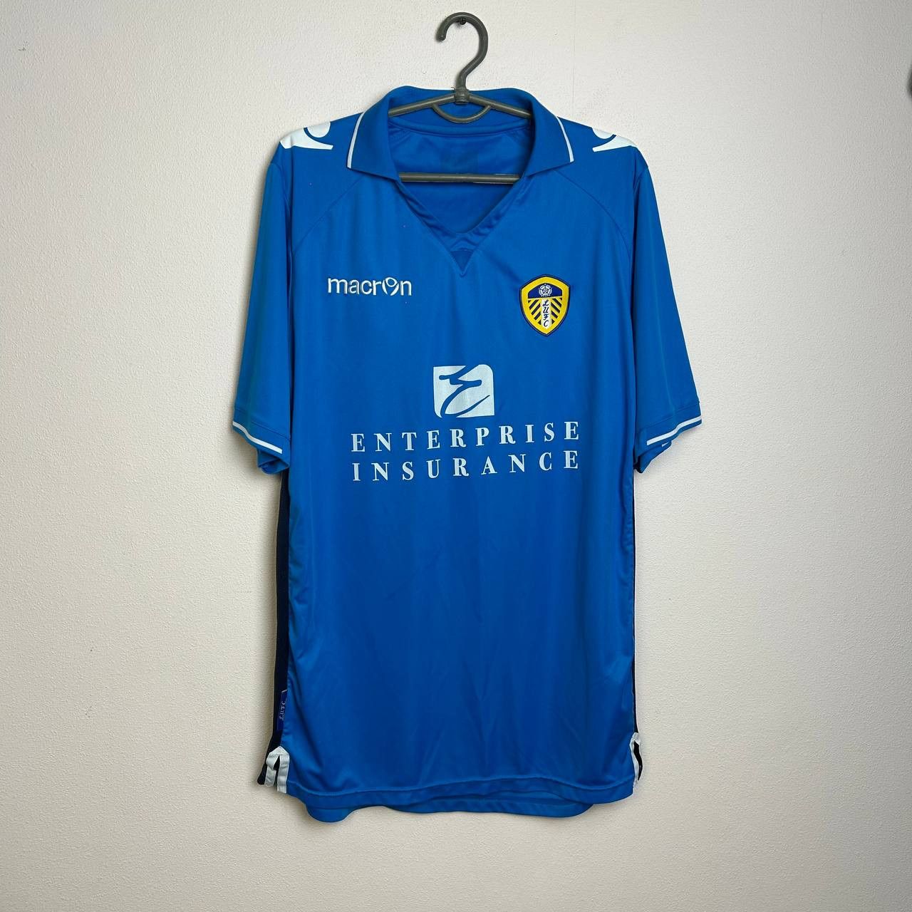 Vintage Macron FC Leedc United 2000s blue soccer jersey
