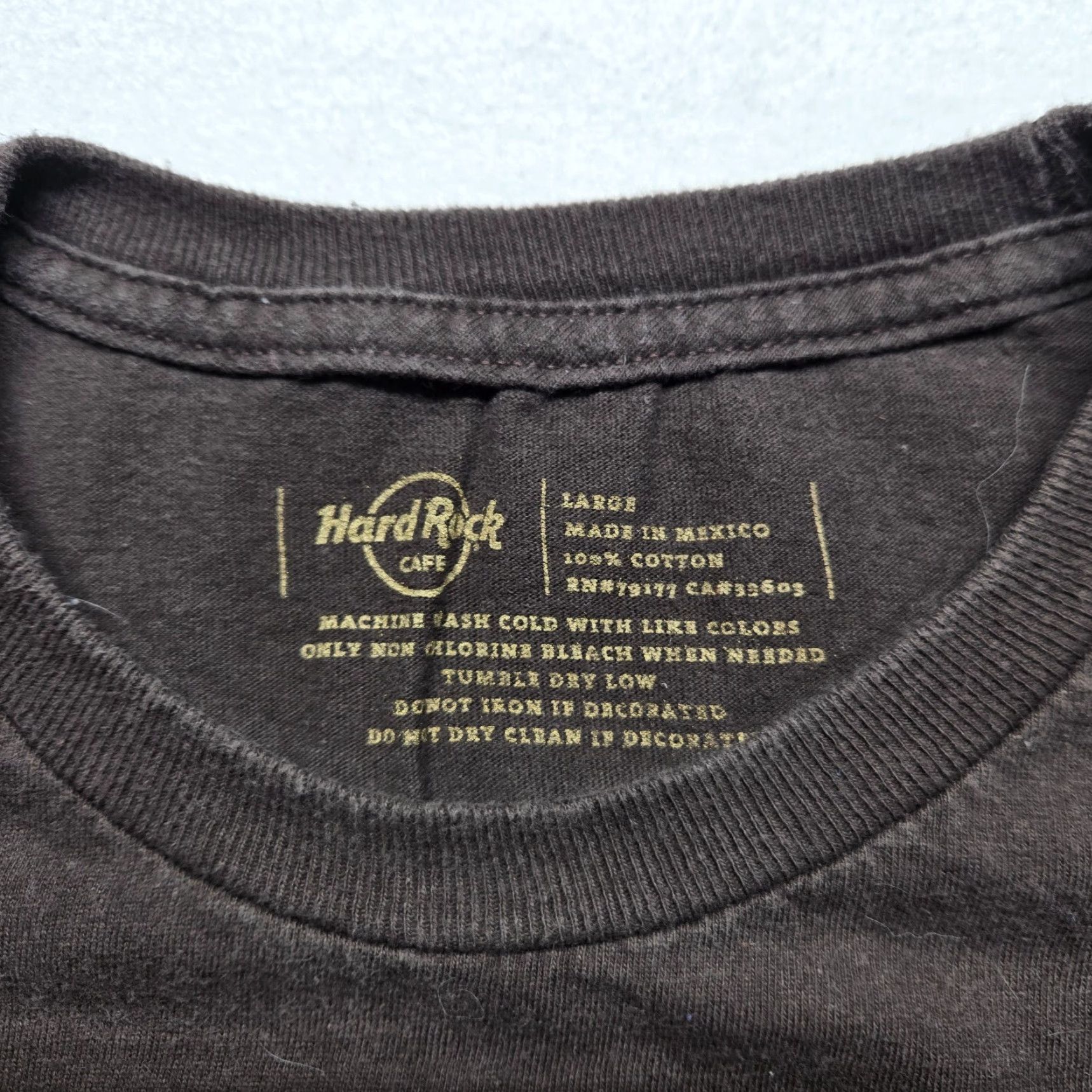 Hard Rock Cafe Hard Rock Cafe Shirt Adult Men's L Brown Short Sleeve T-Shirt Patch Look 90s Decade Boys? Size US L / EU 52-54 / 3 - 3 Thumbnail