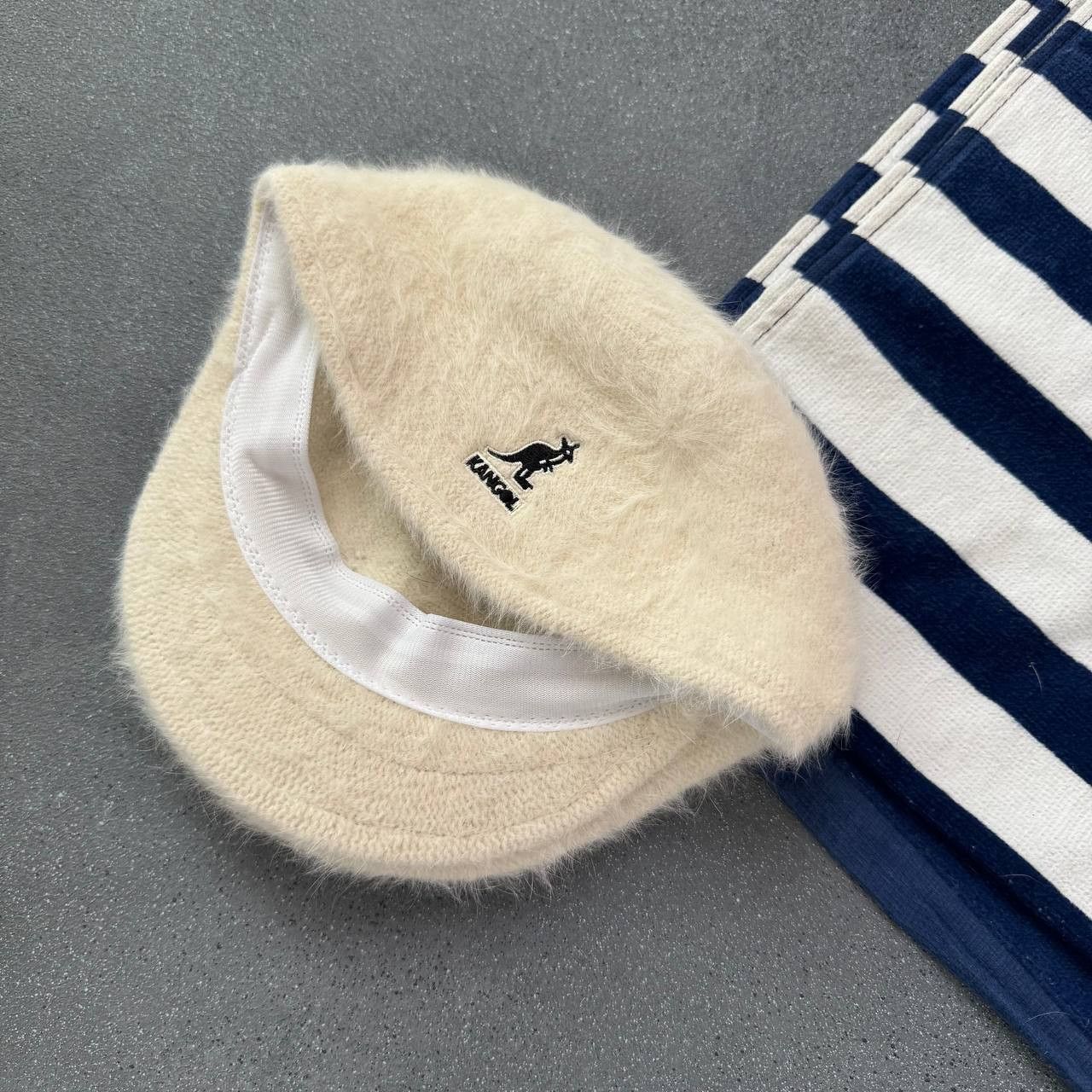 Kangol × Vintage Kangol Y2K Vintage Unisex Beret Hat Size ONE SIZE - 1 Thumbnail