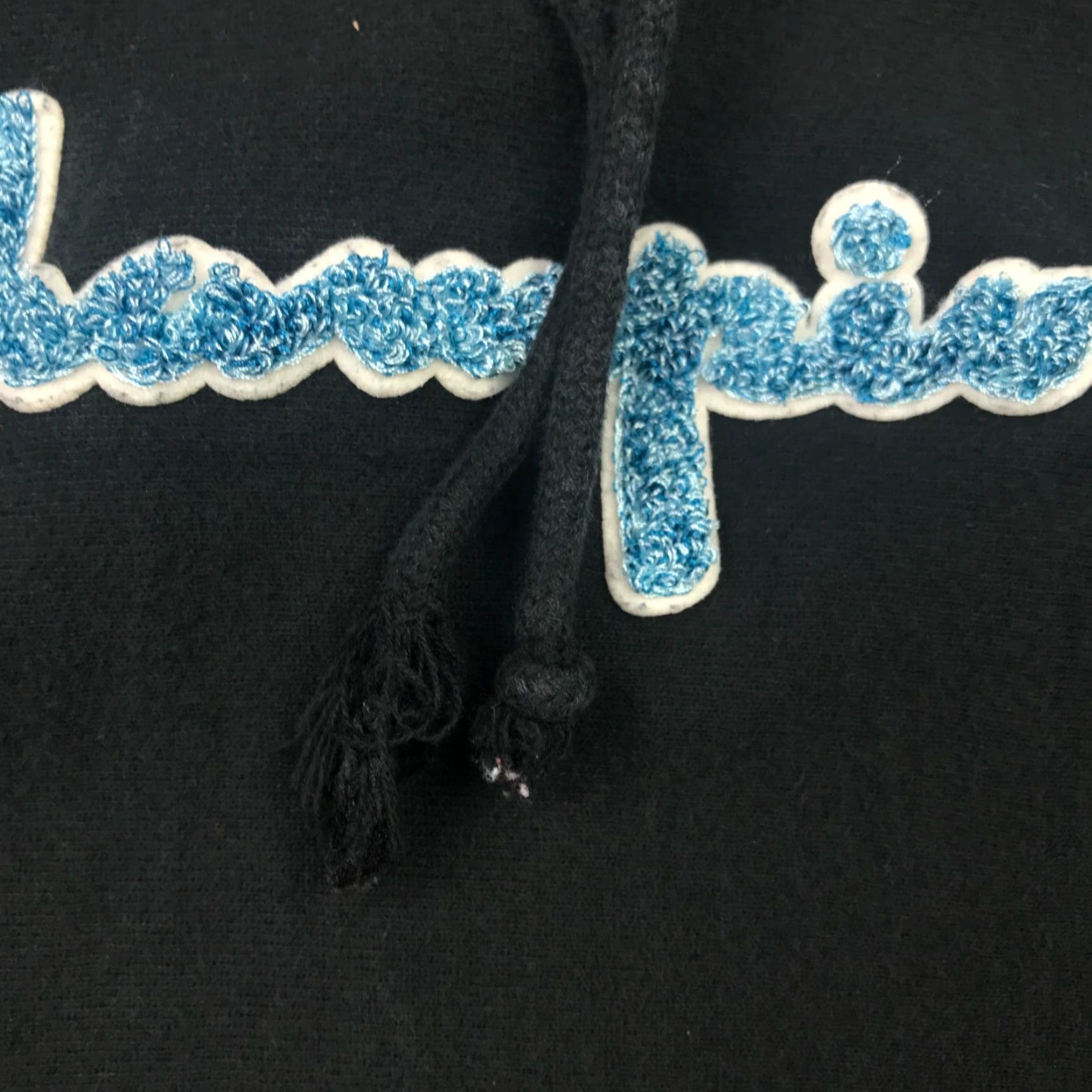 Champion Champion Hoodie Womens Medium Black Reverse Weave Embroidered Patch Scrypt Sweatshirt Pullover Front Event 90s Mens Girls Size M / US 6-8 / IT 42-44 - 7 Thumbnail