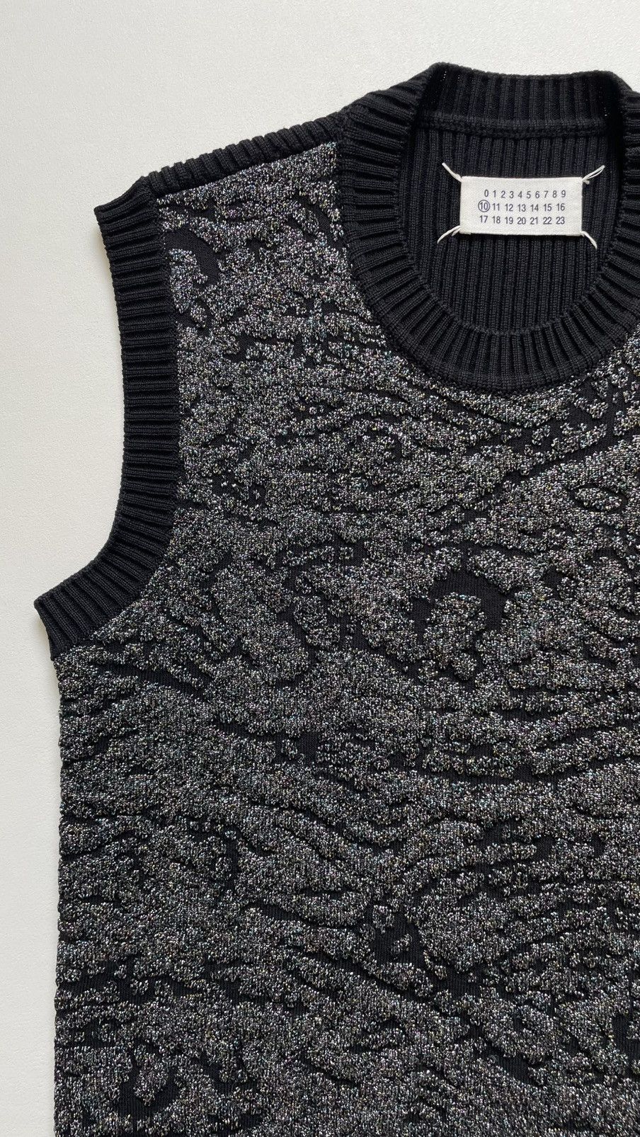 Maison Margiela Sample ‘Metallic Galaxy Intarsia’ Sweater Vest Size US M / EU 48-50 / 2 - 6 Thumbnail