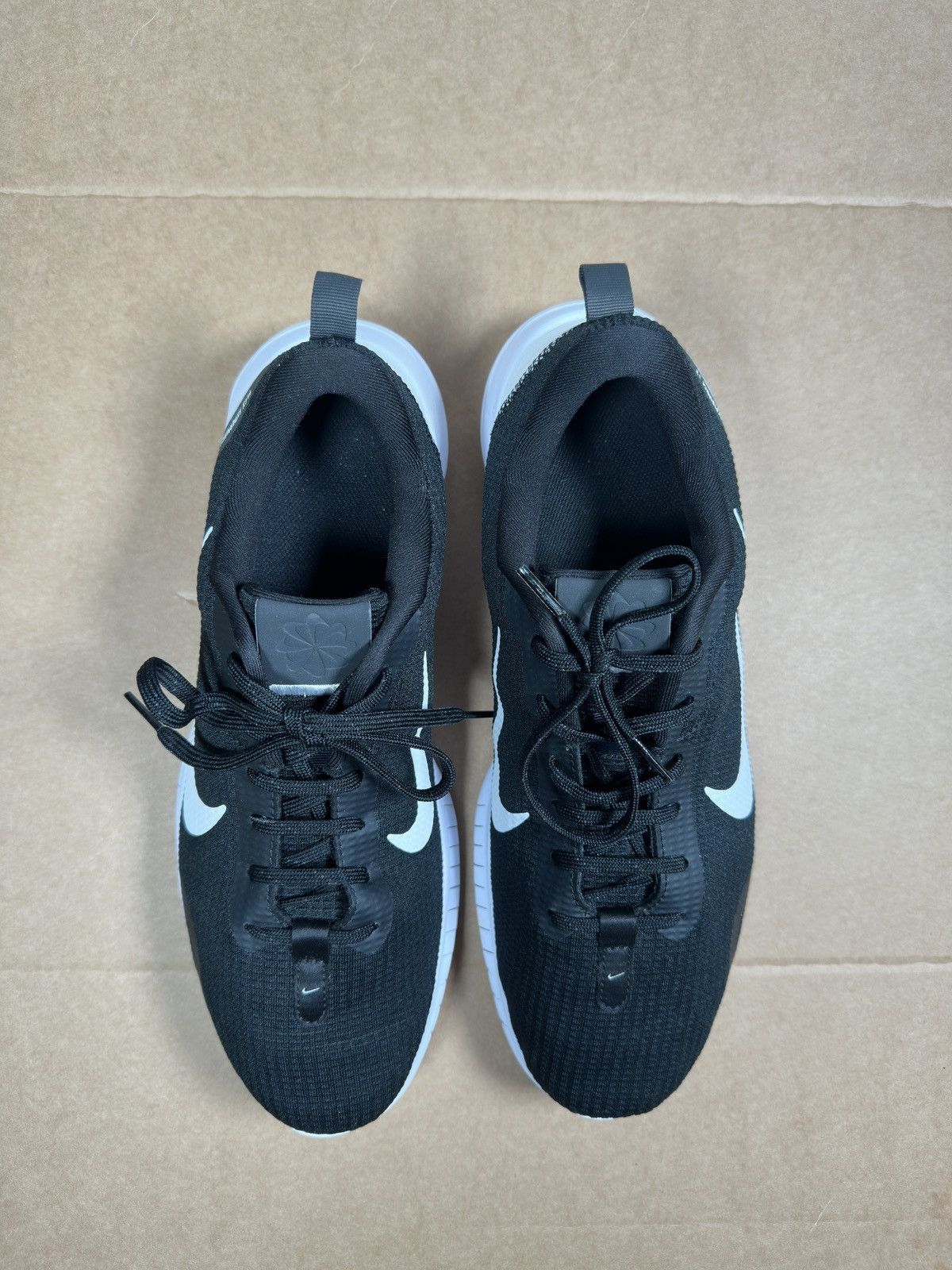 Nike Nike Flex Experience Run 11 Black White Trainers. Size US 11.5 / EU 44-45 - 3 Thumbnail