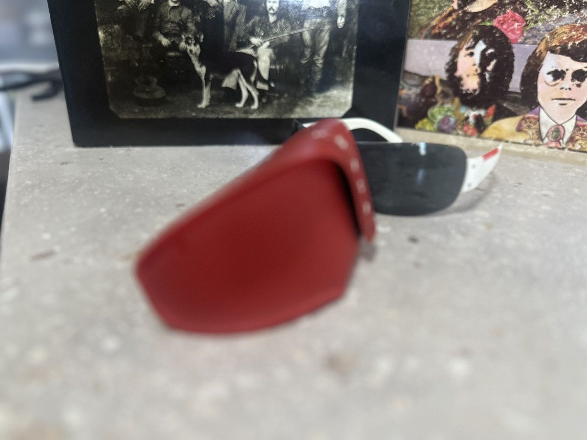 Prada Prada SPS 07F 4AO-1A1 125 vintage Luxury sunglasses Size ONE SIZE - 22 Thumbnail